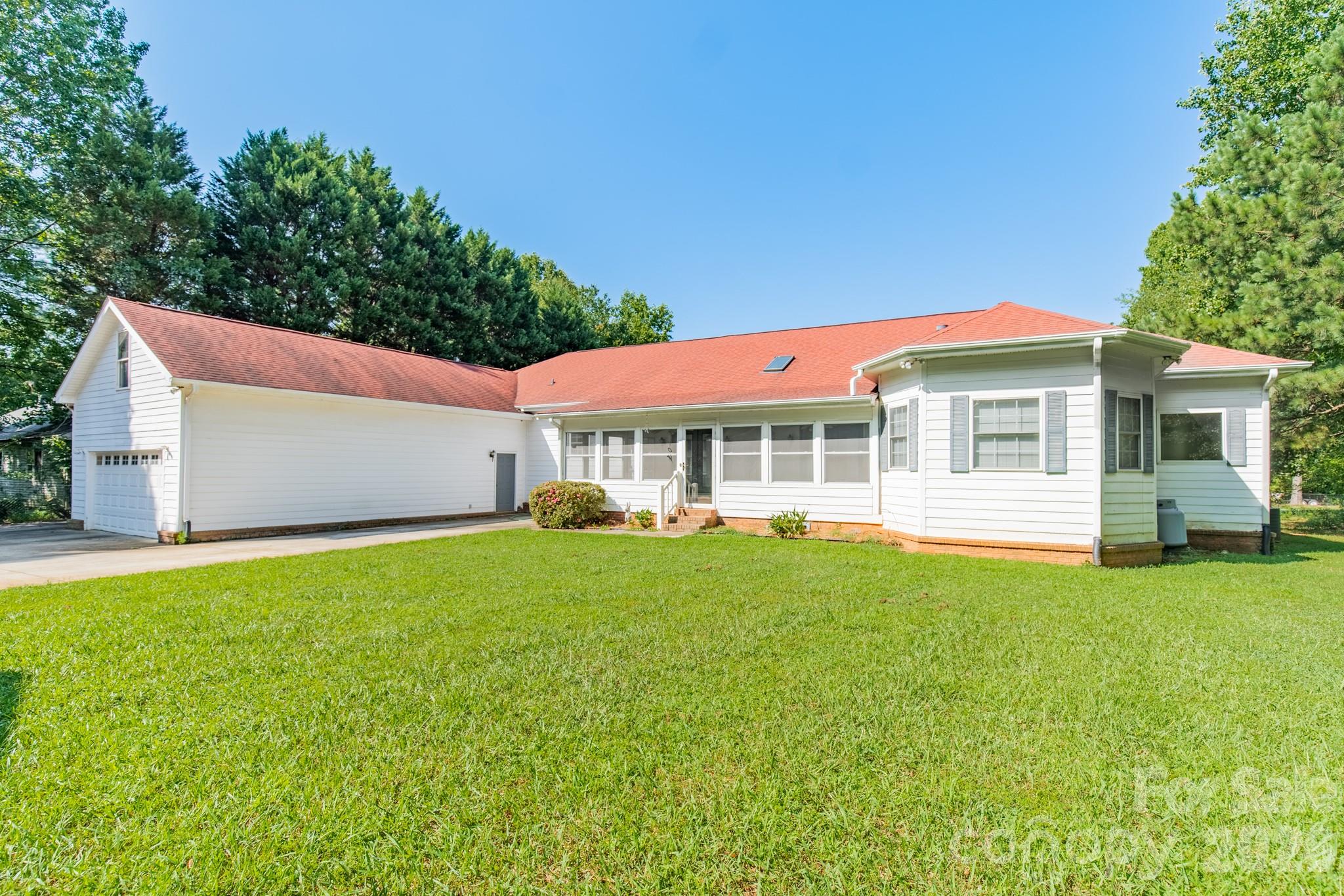 1673 Forest Ridge Drive — Stanley
