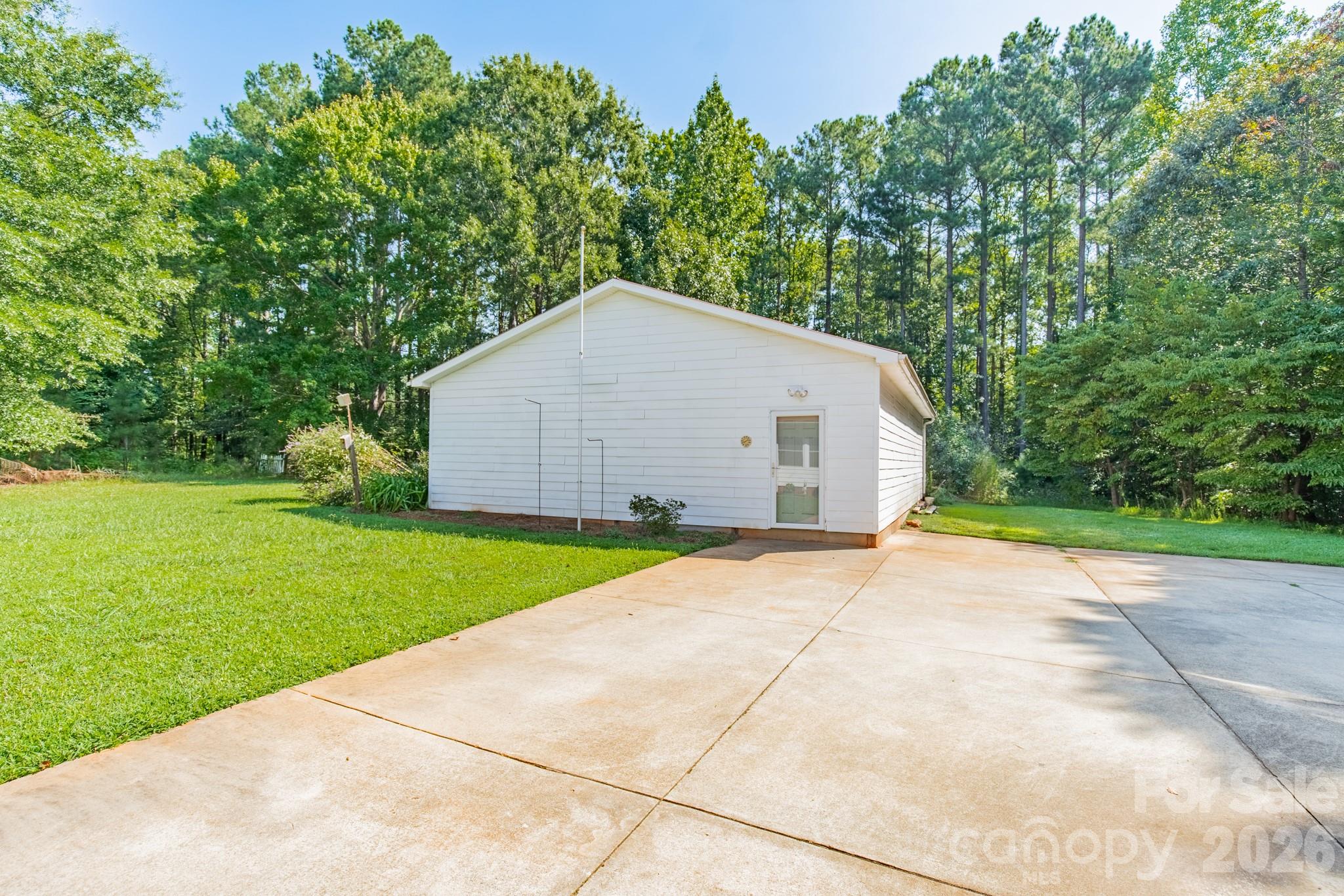 1673 Forest Ridge Drive — Stanley