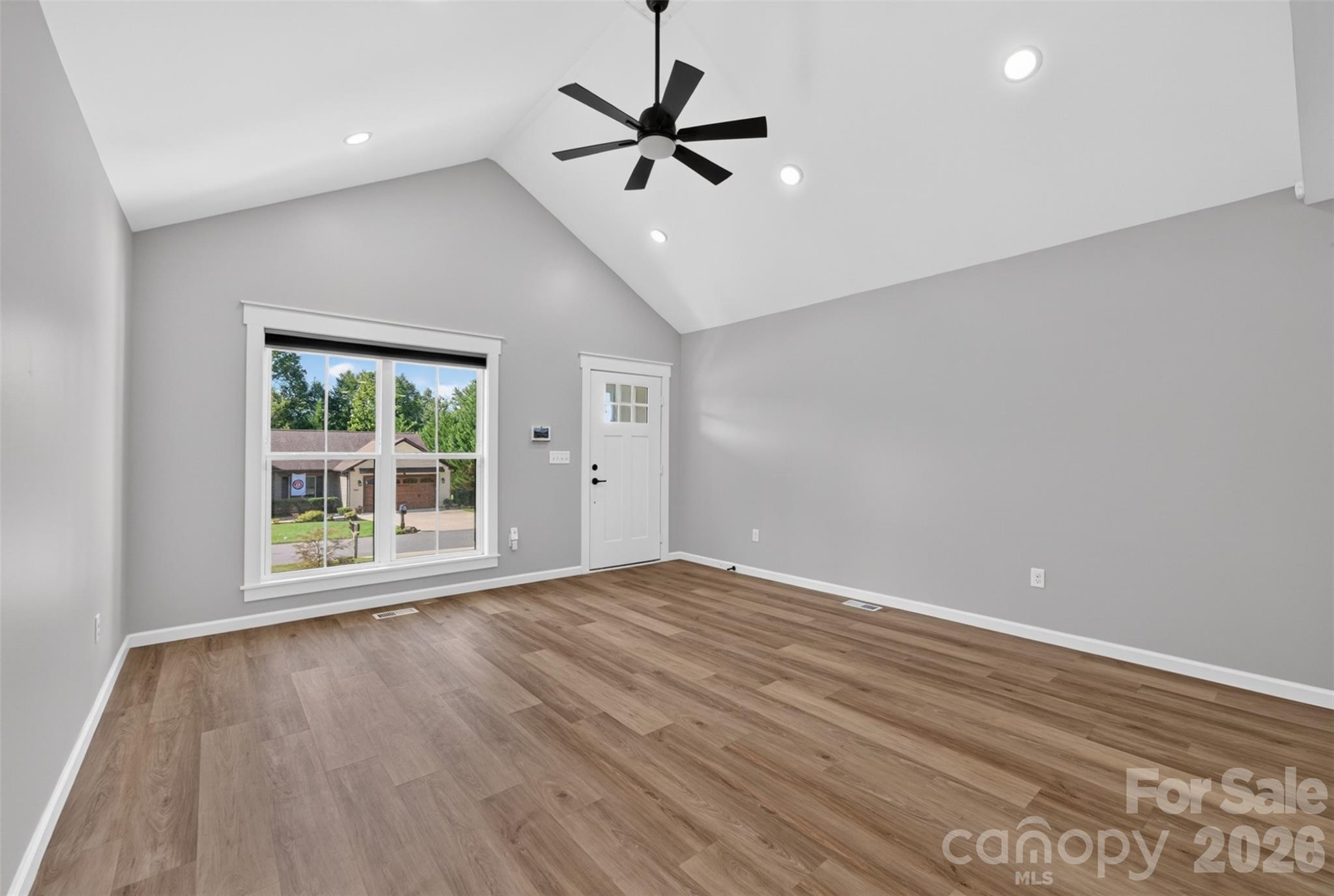 2416 4th Avenue NW — Hickory