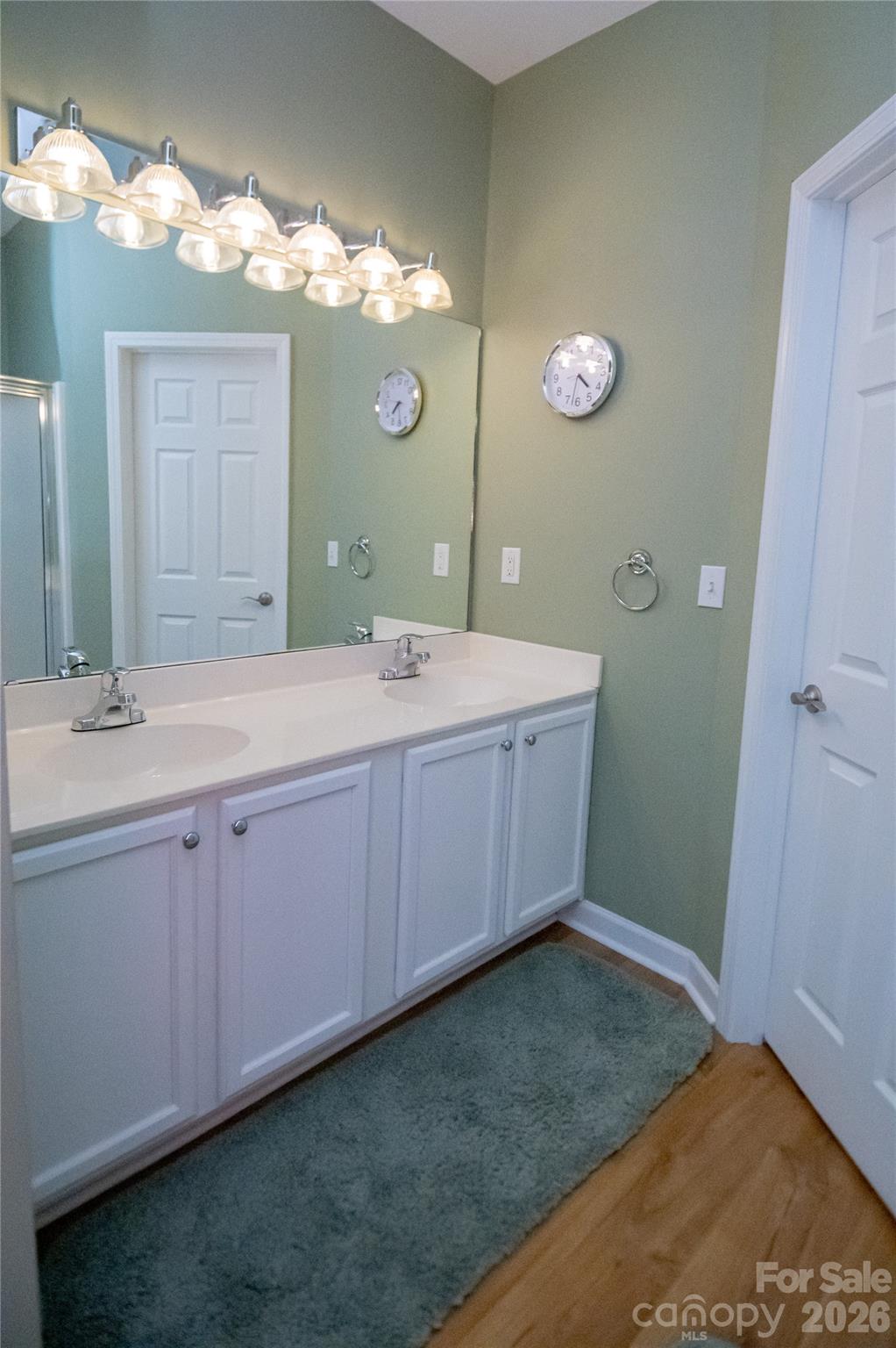 105 E Commons Drive — Morganton