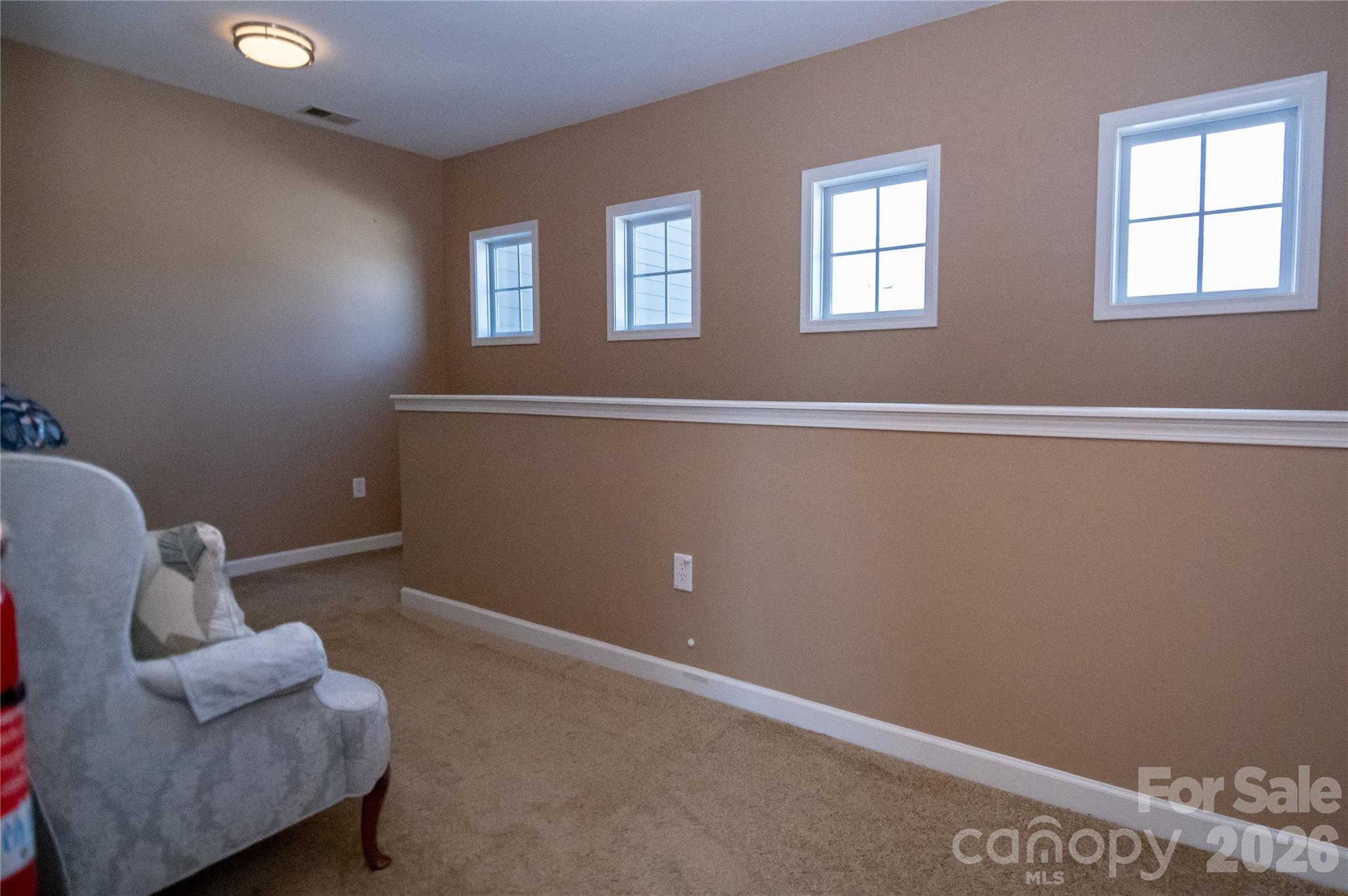 105 E Commons Drive — Morganton