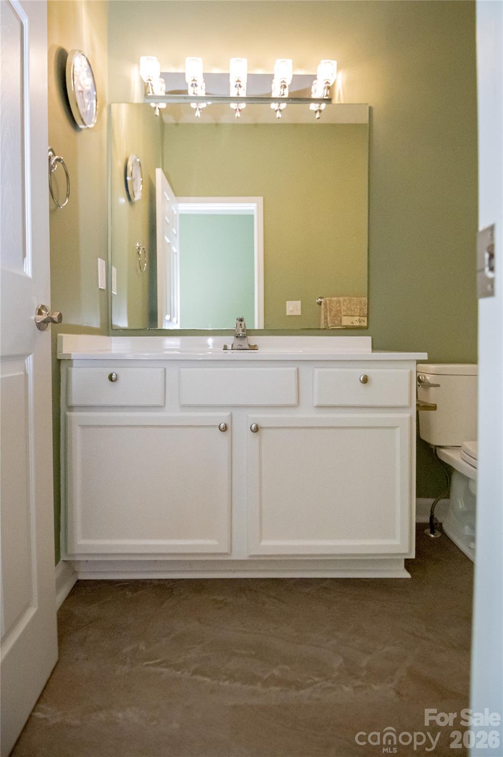 105 E Commons Drive — Morganton