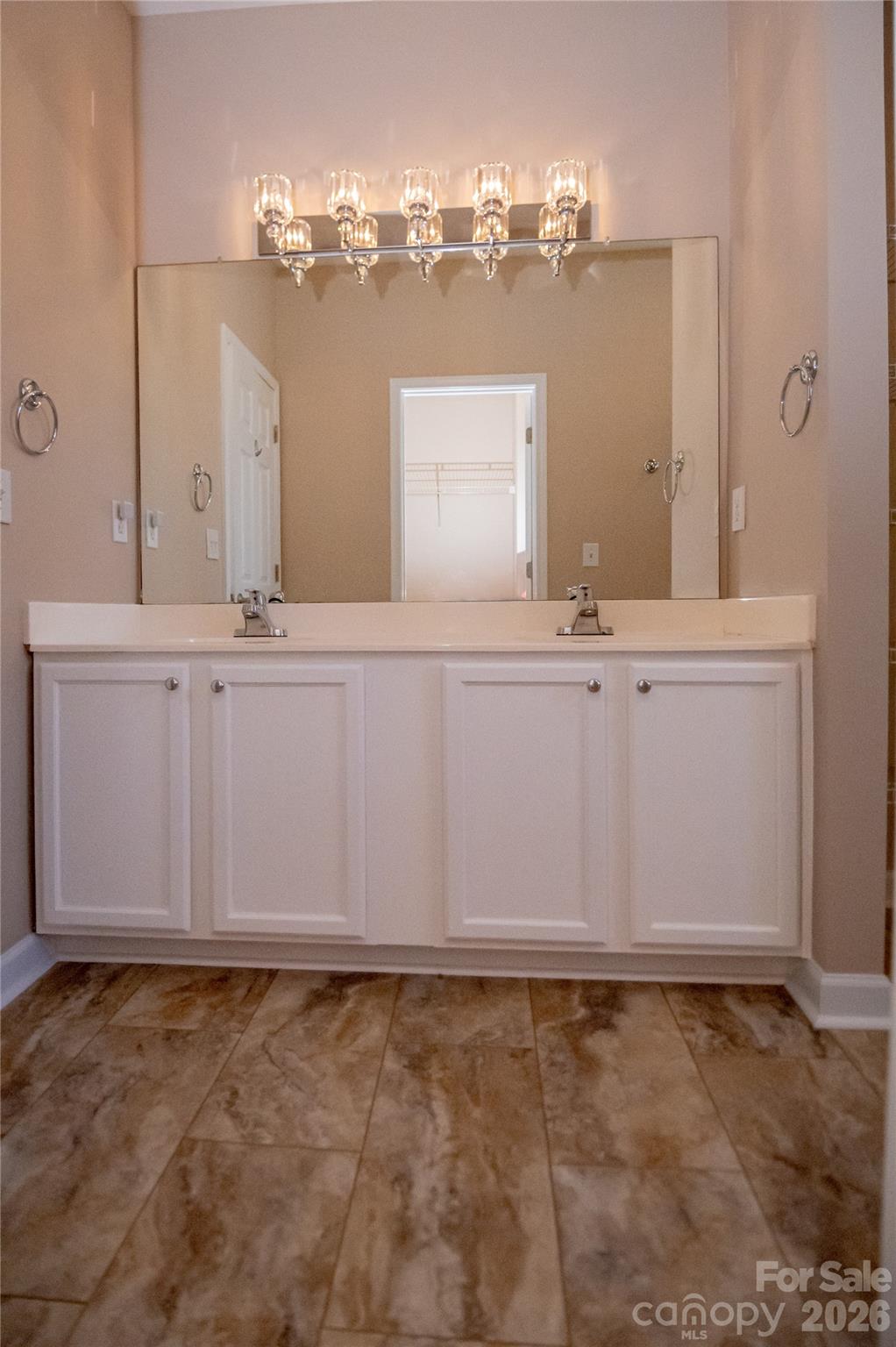 105 E Commons Drive — Morganton