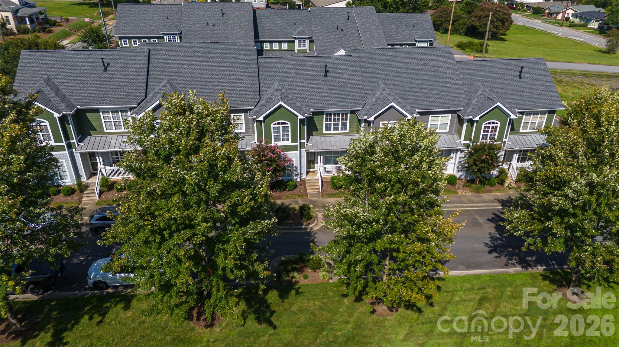 105 E Commons Drive — Morganton