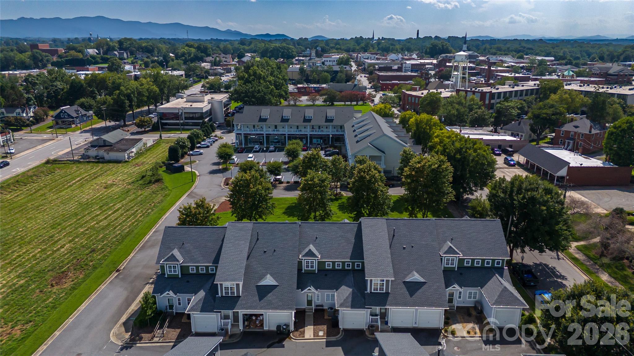 105 E Commons Drive — Morganton