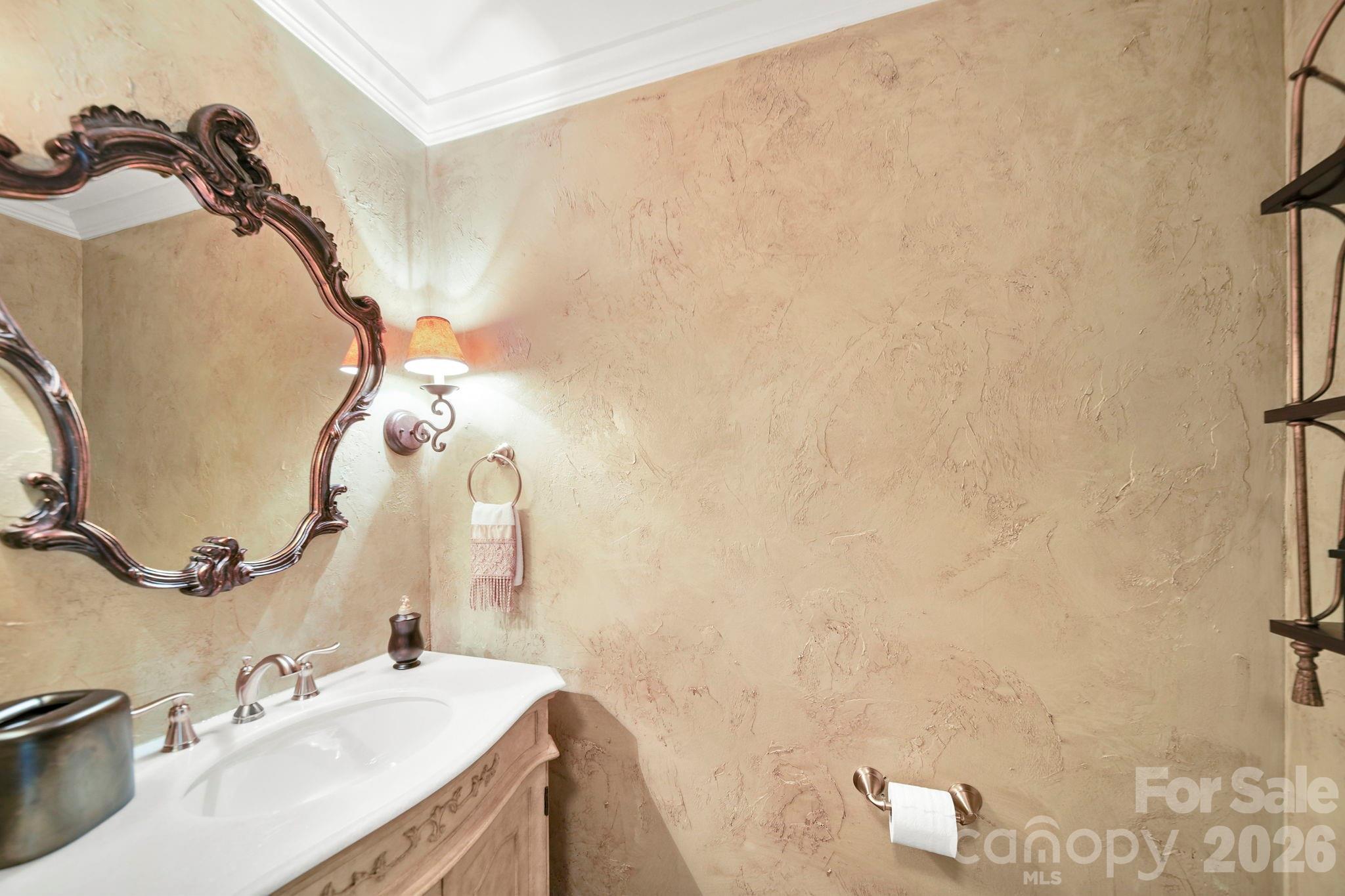 200 Keyhole Court — Cramerton