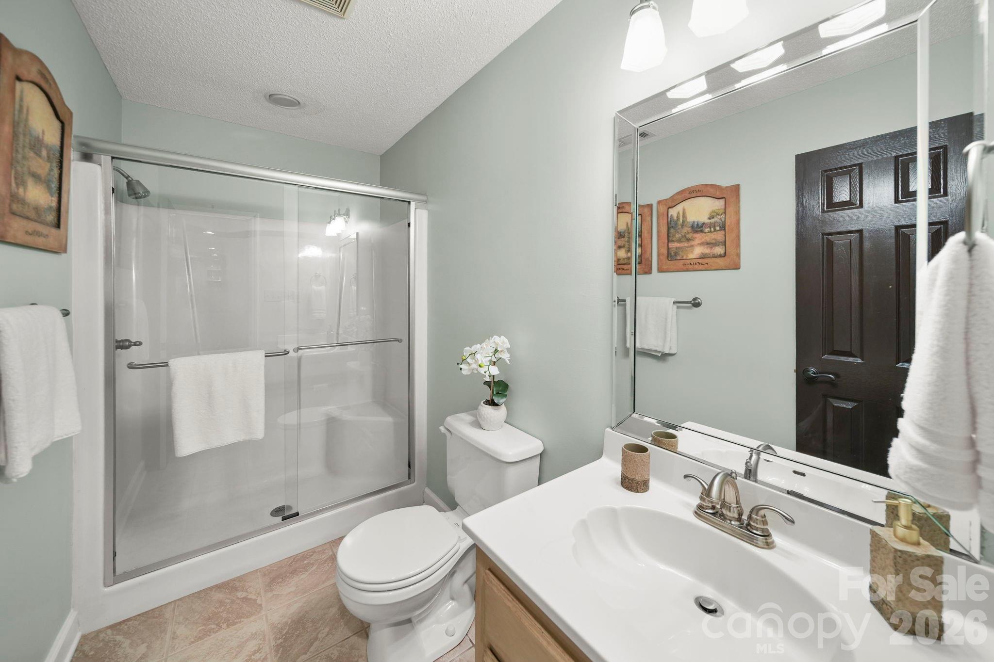200 Keyhole Court — Cramerton