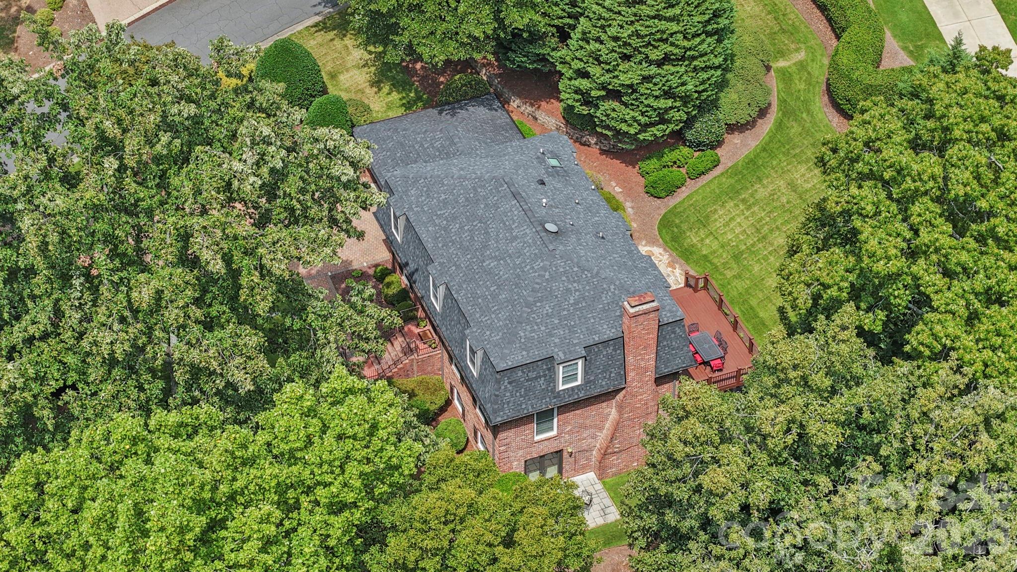200 Keyhole Court — Cramerton