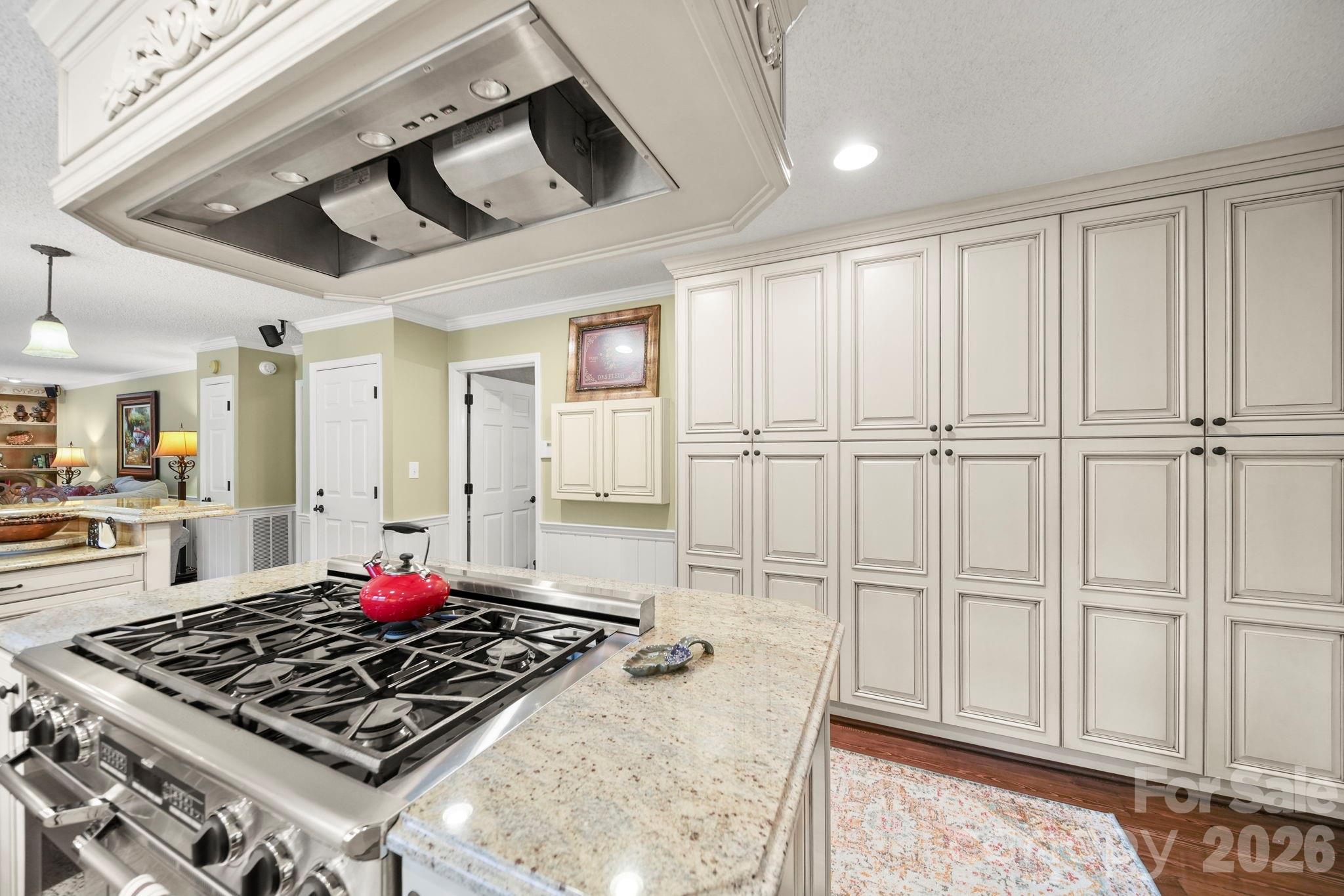200 Keyhole Court — Cramerton