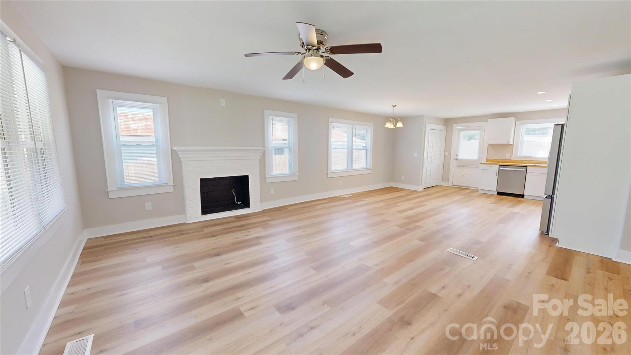 2106 Statesville Highway — Mooresville