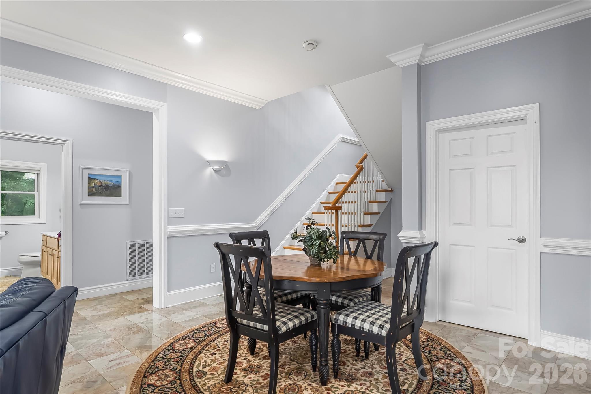 705 Waters Edge Drive — Nebo