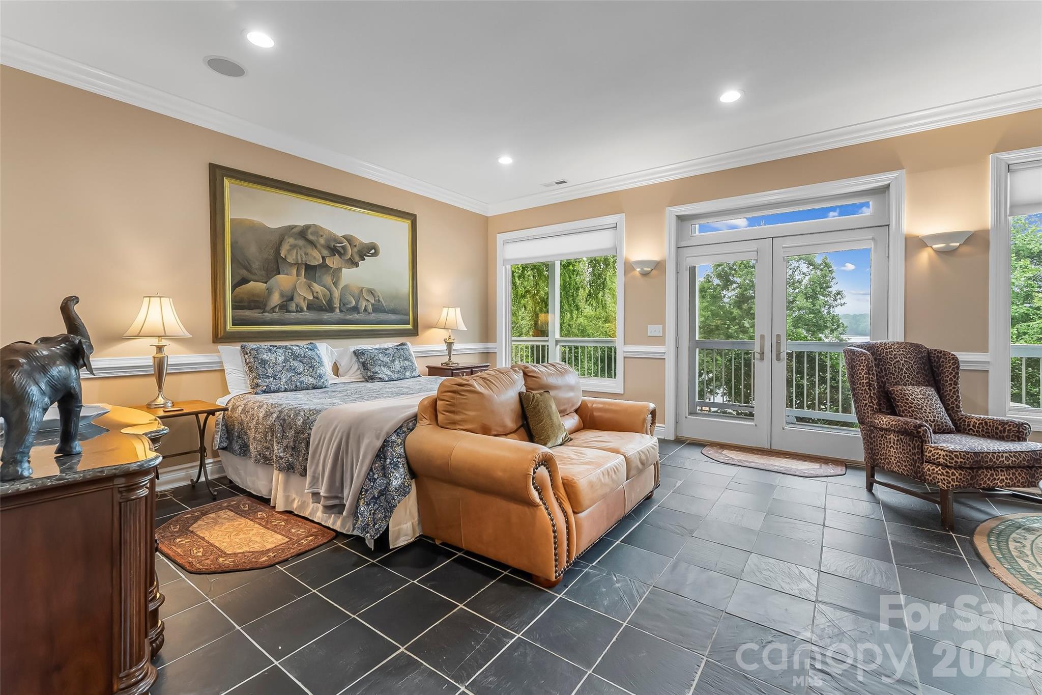 705 Waters Edge Drive — Nebo
