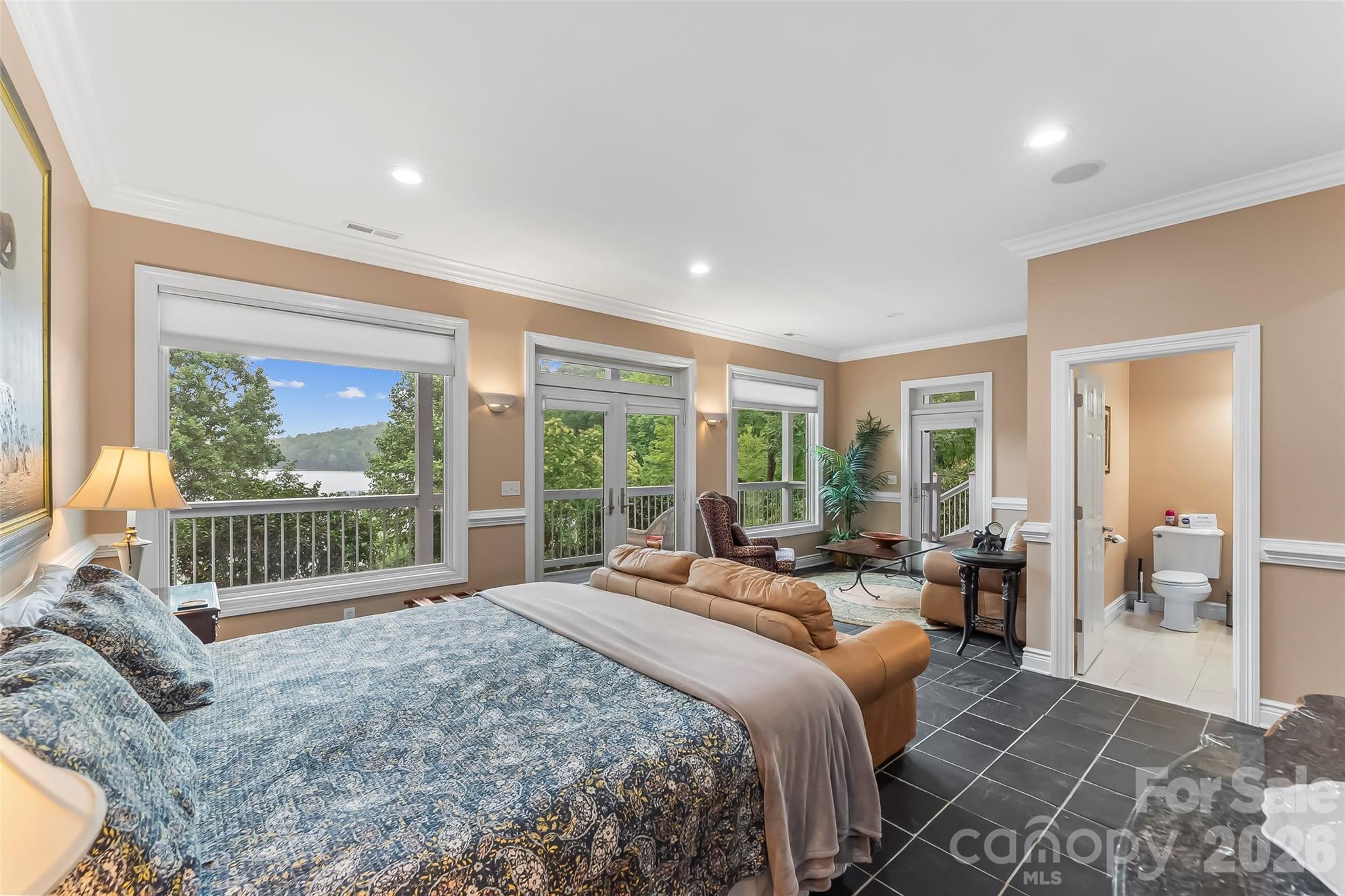 705 Waters Edge Drive — Nebo