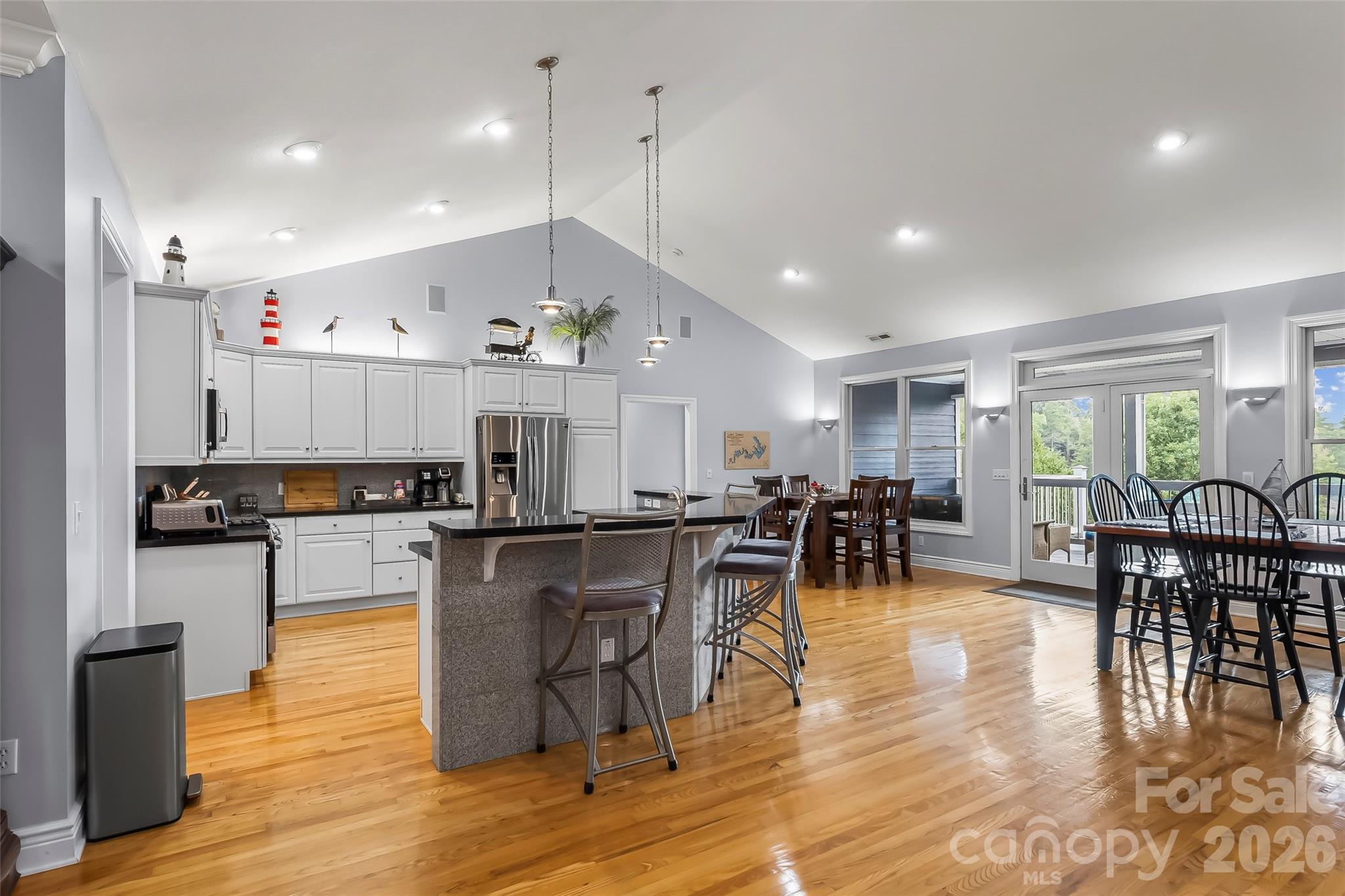 705 Waters Edge Drive — Nebo