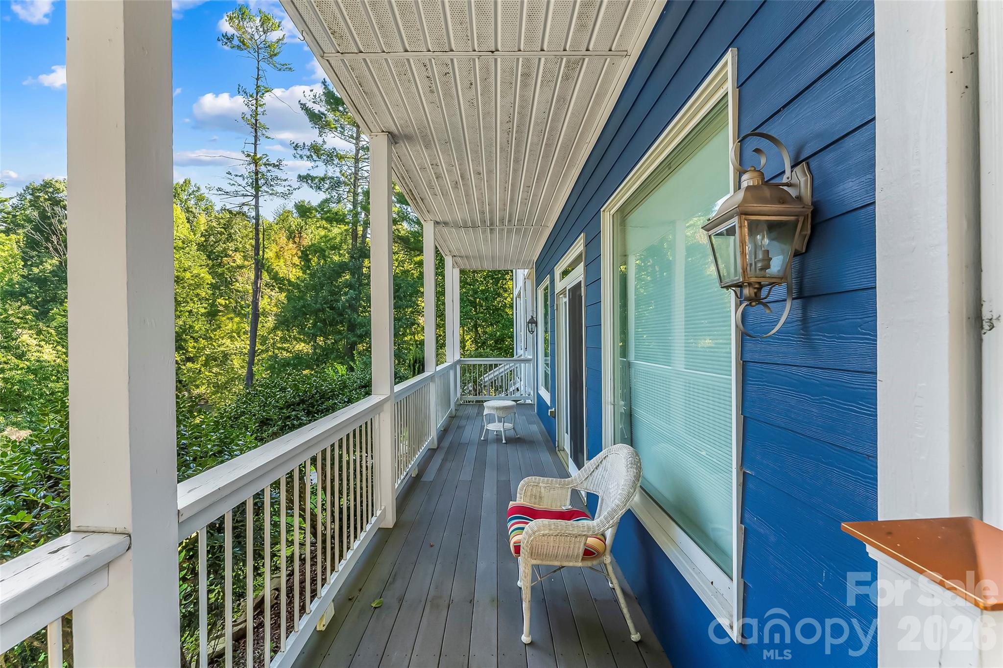 705 Waters Edge Drive — Nebo
