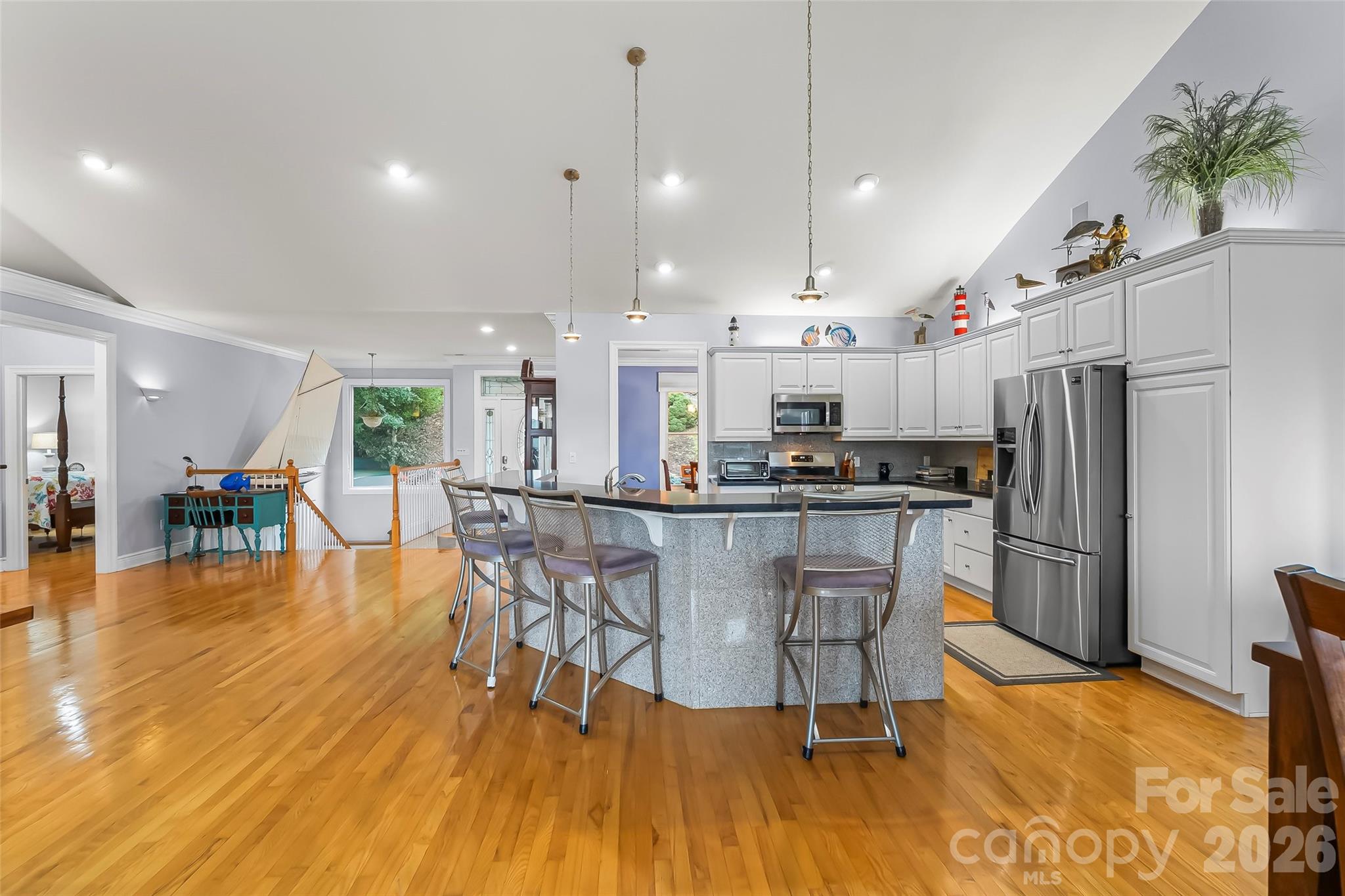 705 Waters Edge Drive — Nebo