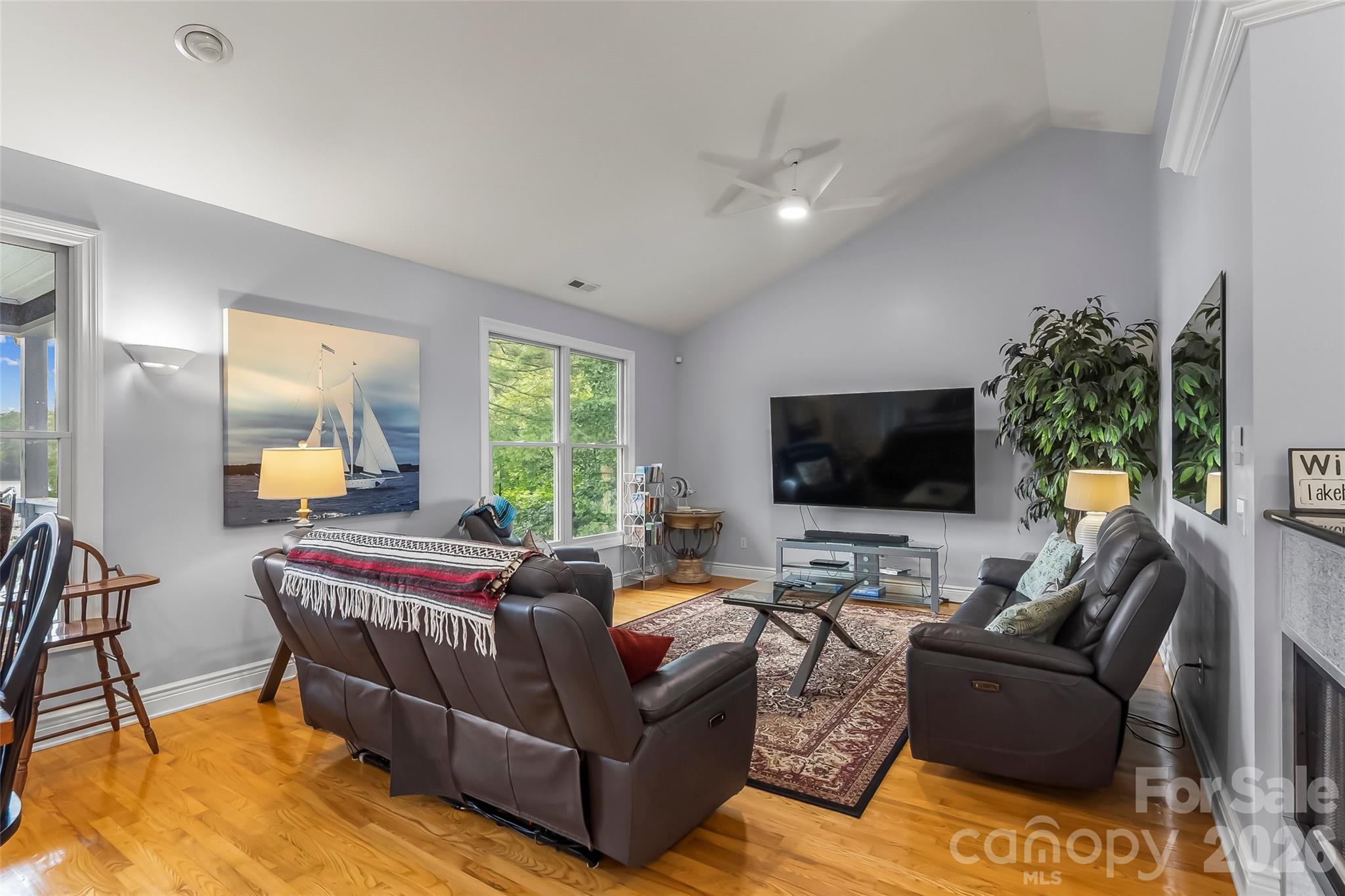 705 Waters Edge Drive — Nebo