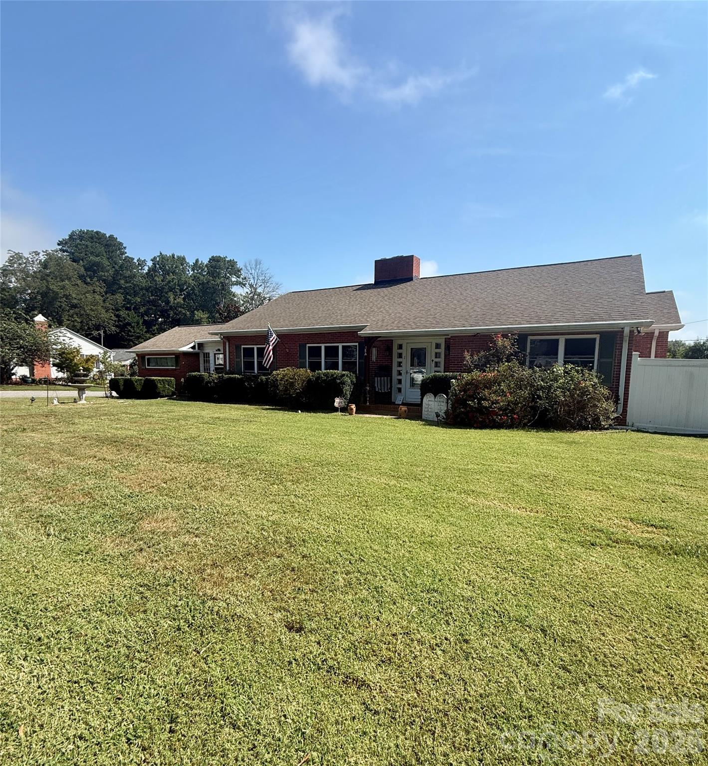 401 S Mulberry Street — Cherryville