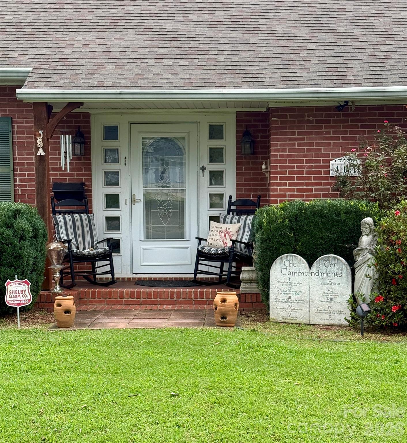 401 S Mulberry Street — Cherryville