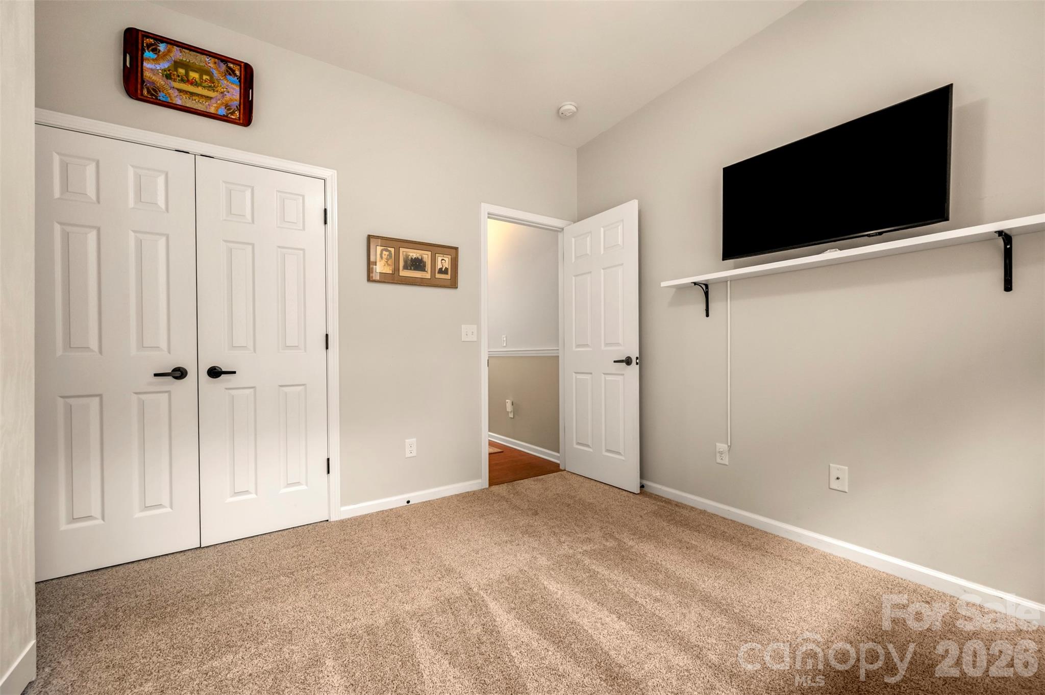 131 Creekwalk Lane — Hendersonville