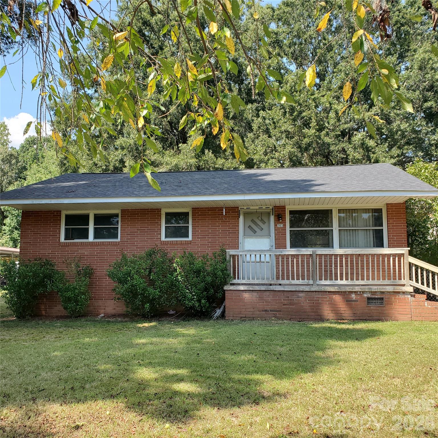 203 Dry Dock Loop — Mooresville