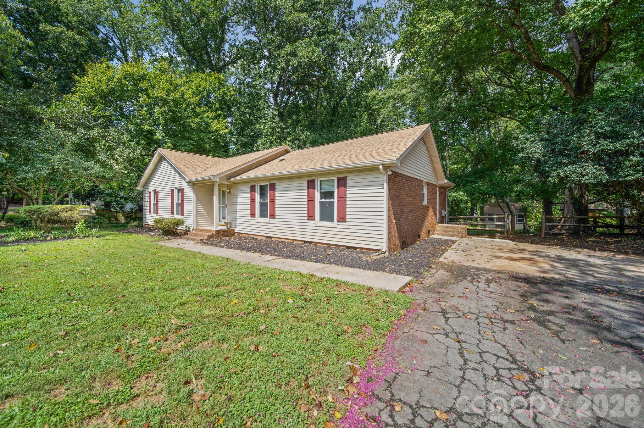 4710 Carving Tree Drive — Charlotte
