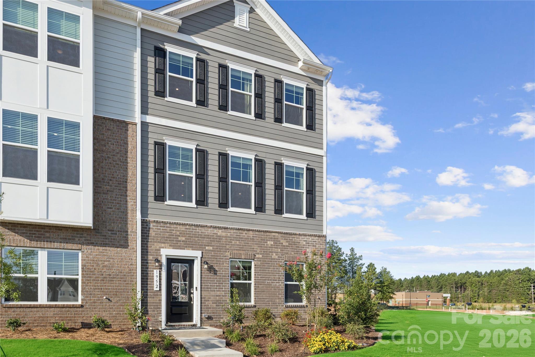 1406 Towns Valley — Fort Mill