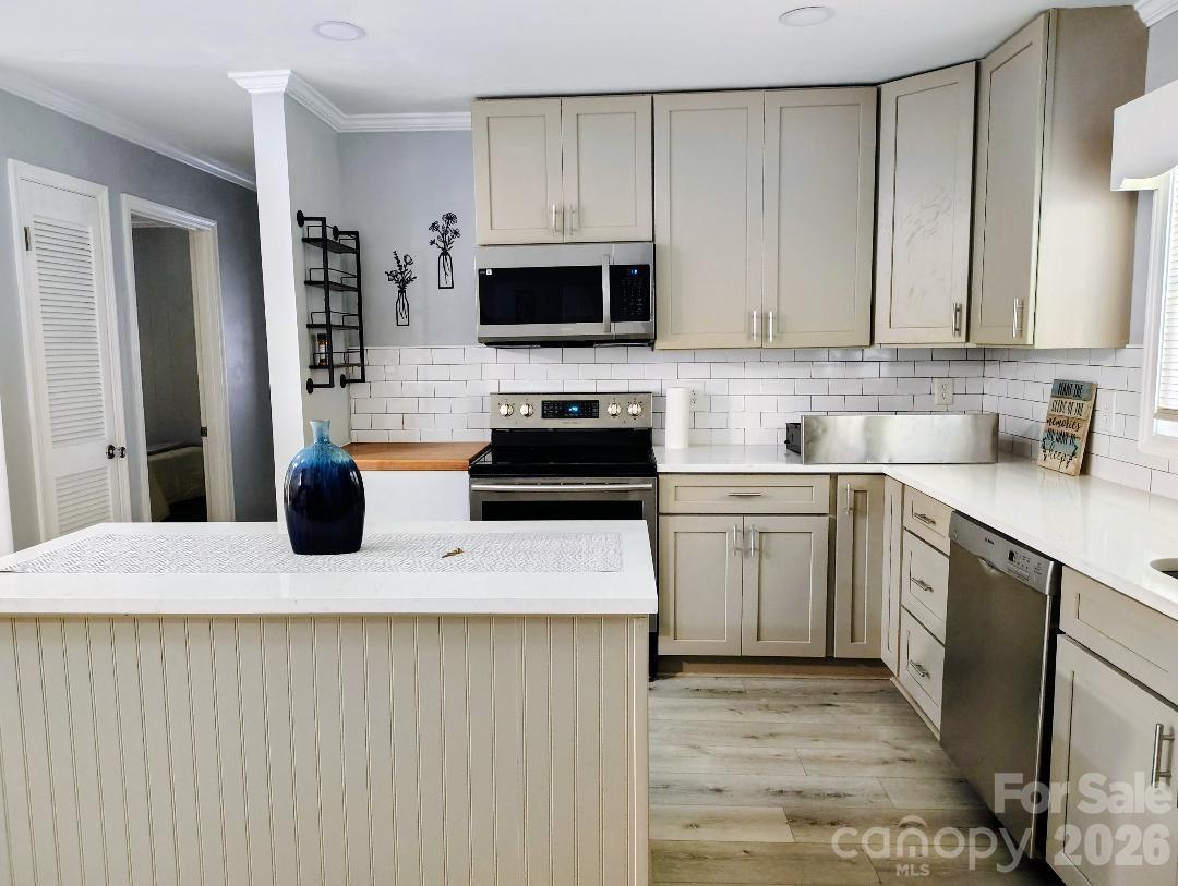 406 S Shaver Street — Salisbury