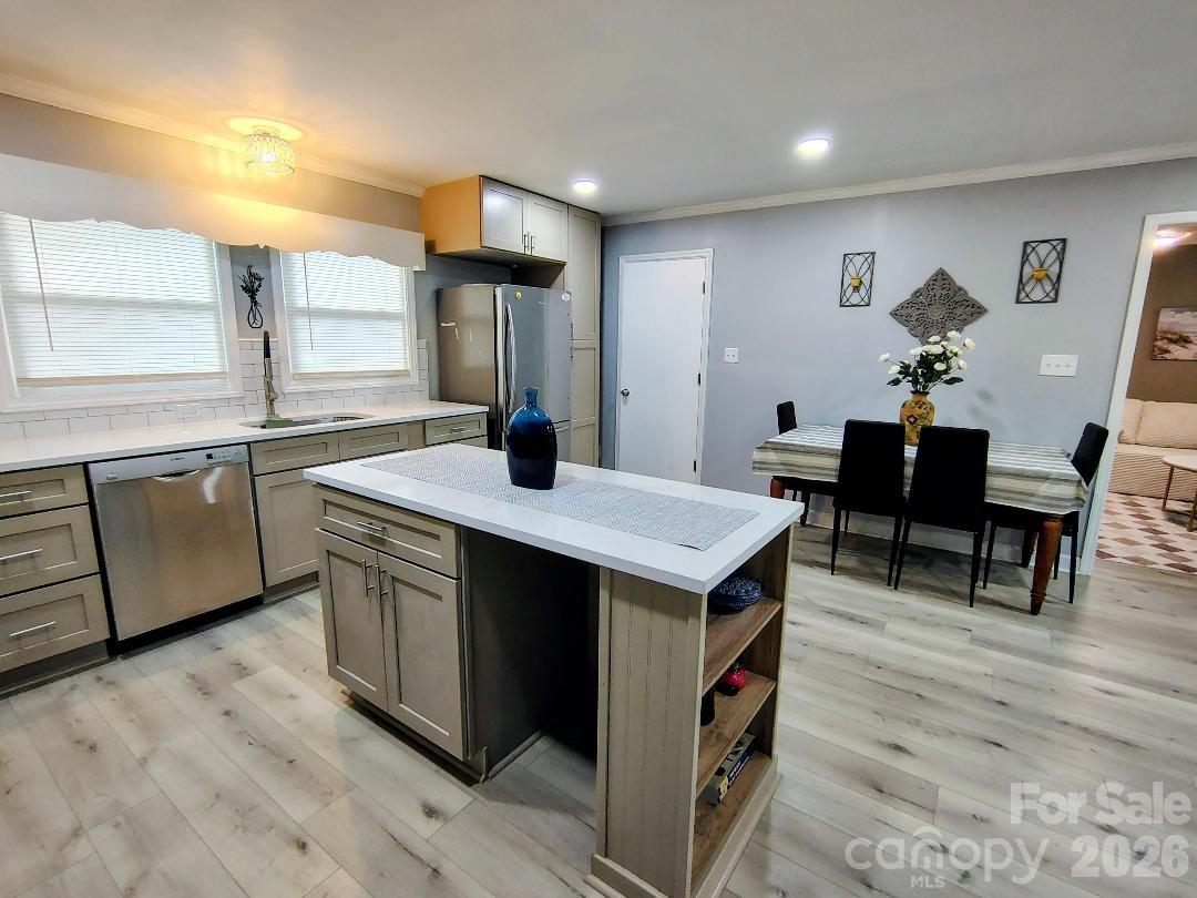 406 S Shaver Street — Salisbury