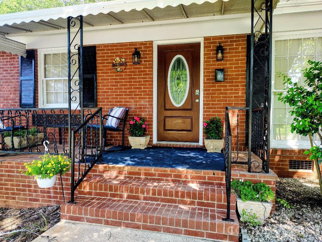 406 S Shaver Street — Salisbury