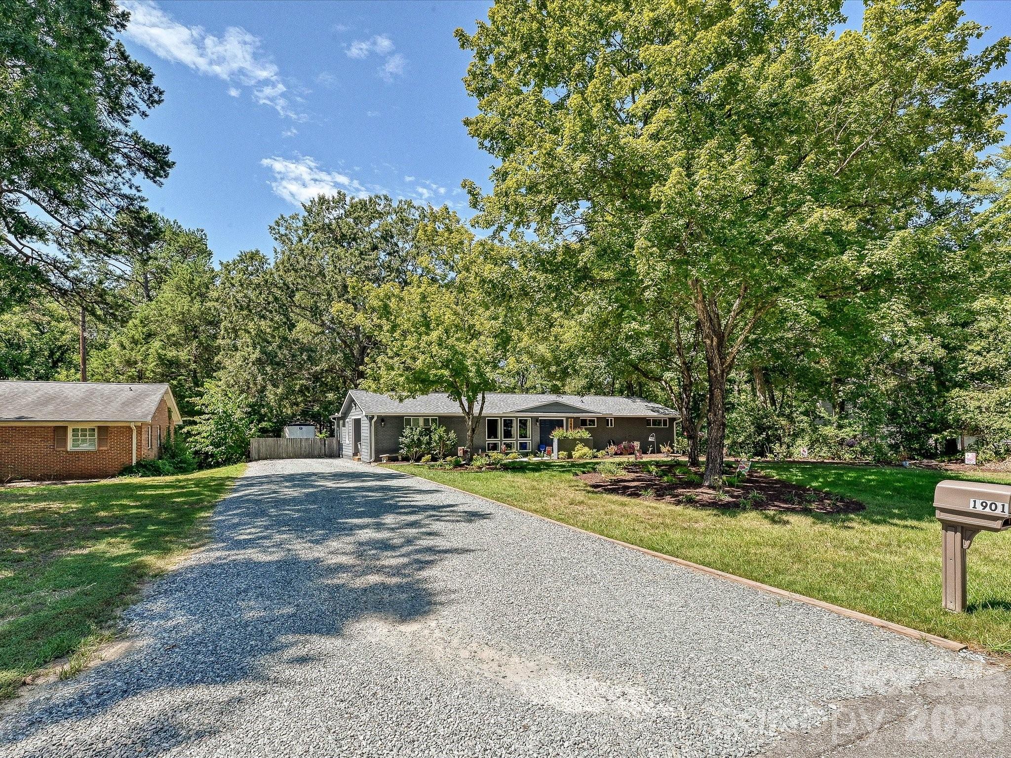 1901 Balfour Lane — Charlotte