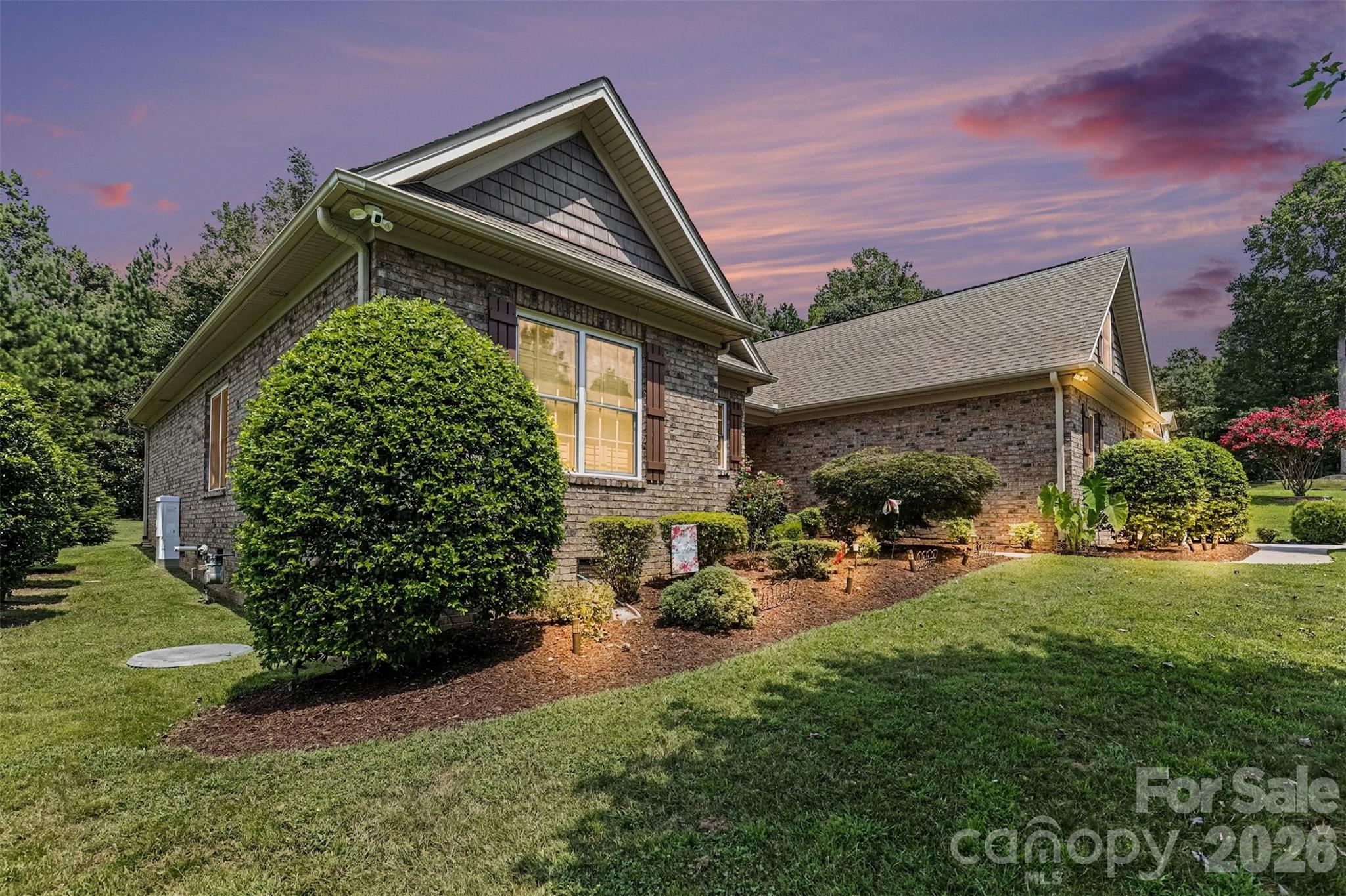 1820 Wedowee Court — Rock Hill