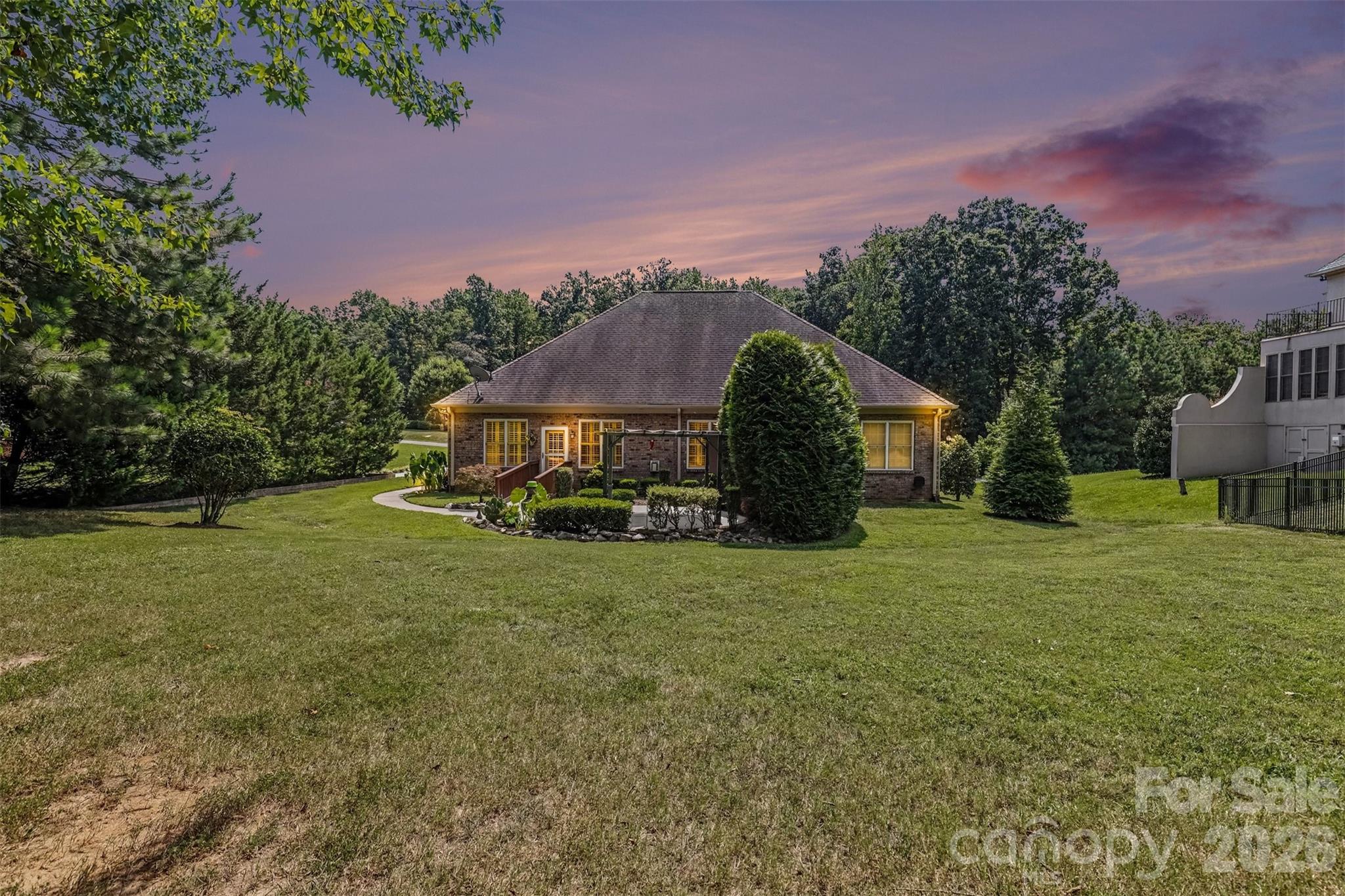 1820 Wedowee Court — Rock Hill