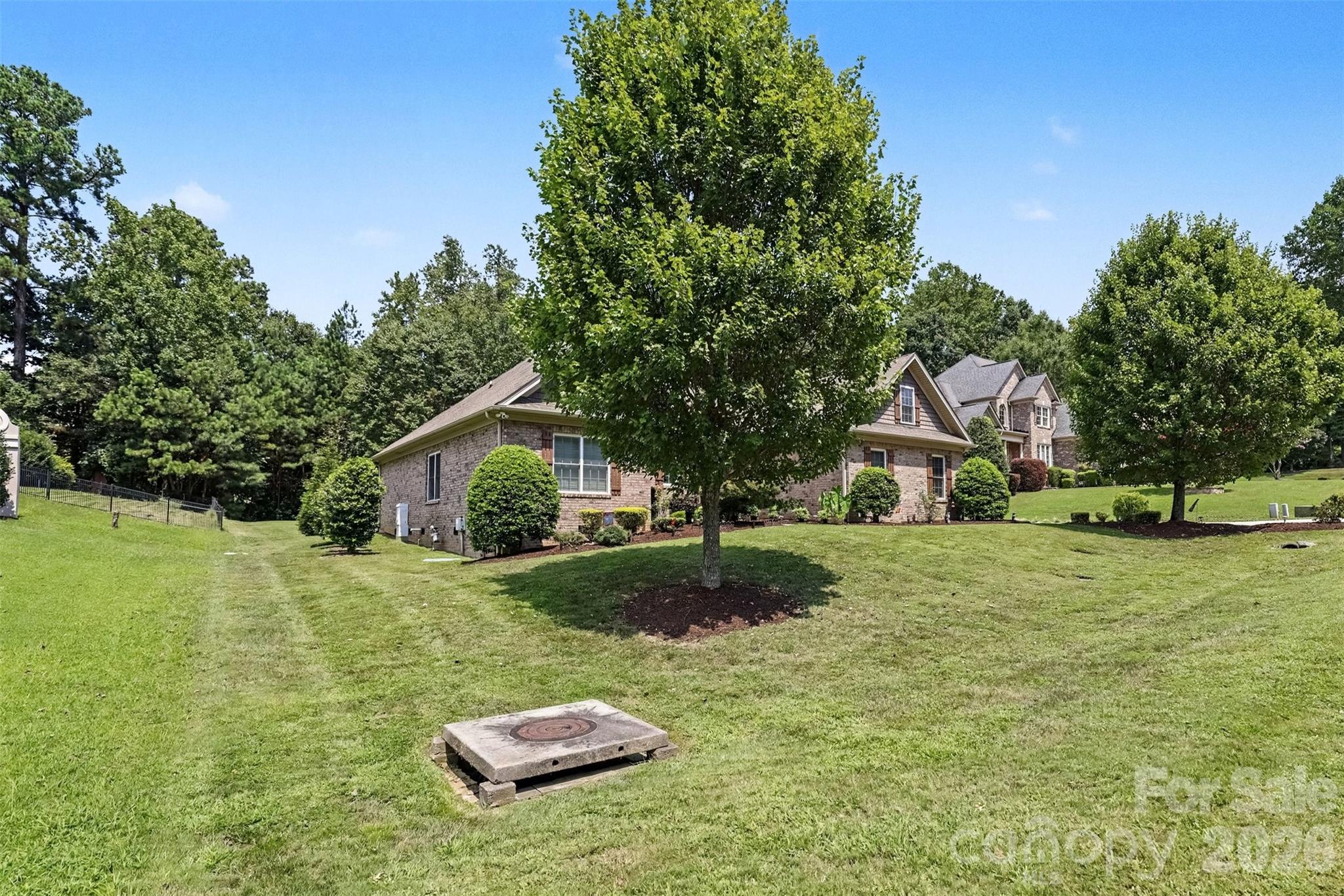 1820 Wedowee Court — Rock Hill