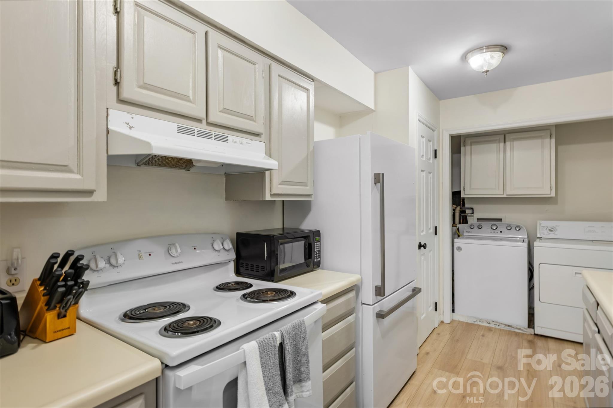 3520 Colony Crossing Drive — Charlotte