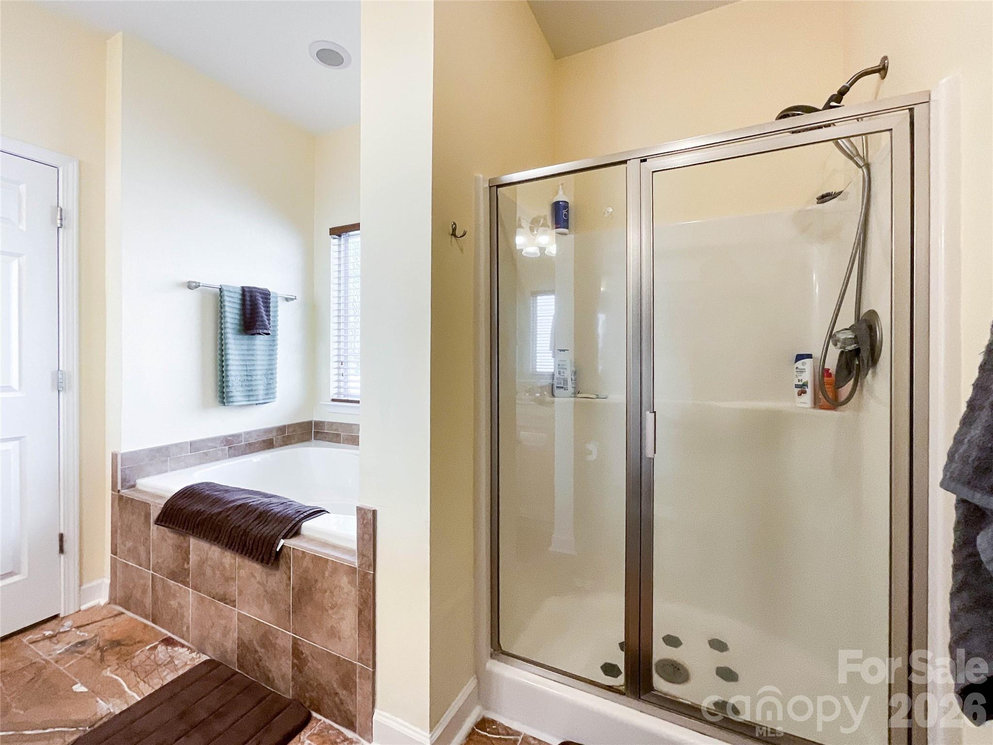 2702 Piersland Drive — Matthews
