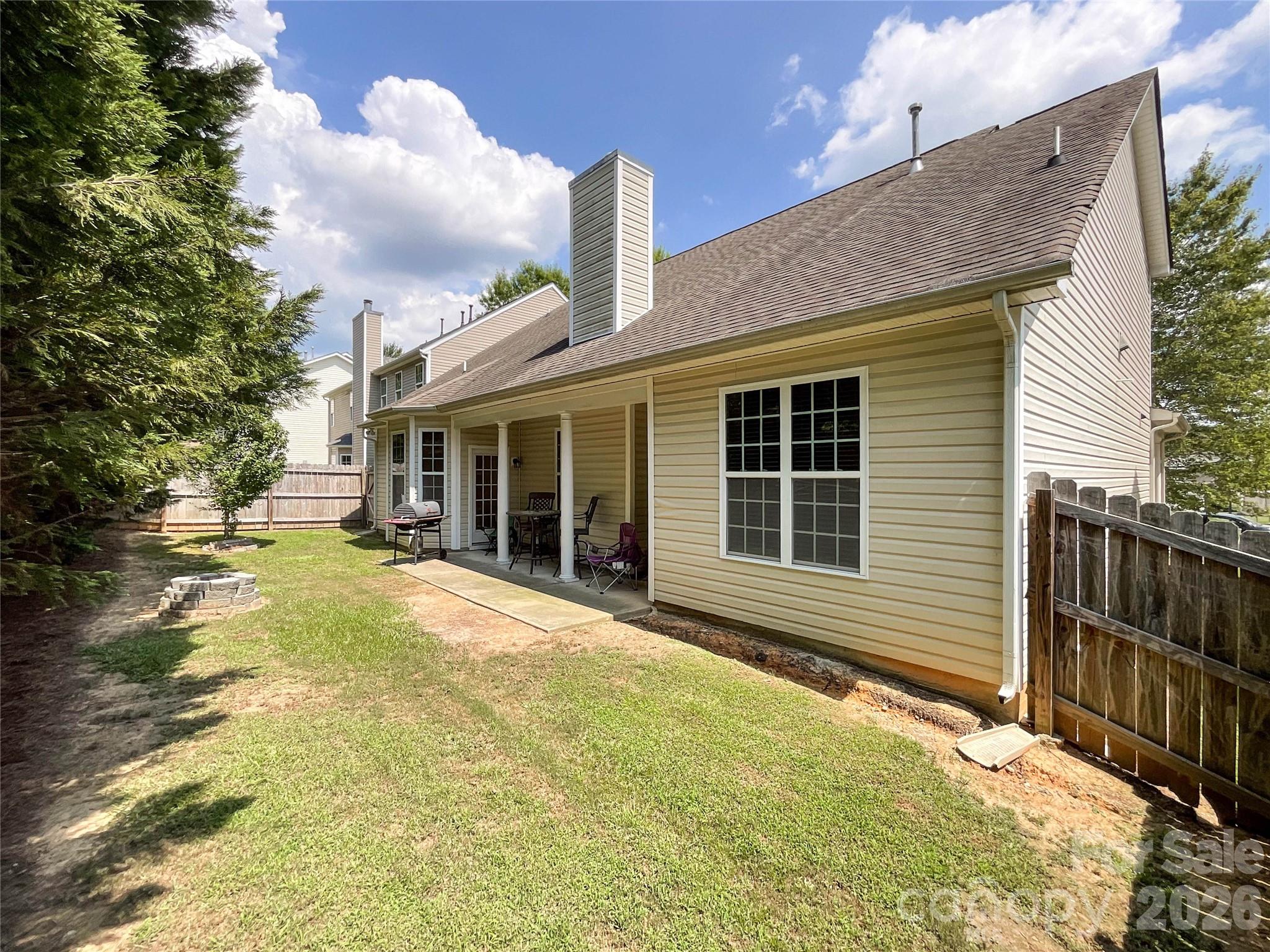 2702 Piersland Drive — Matthews
