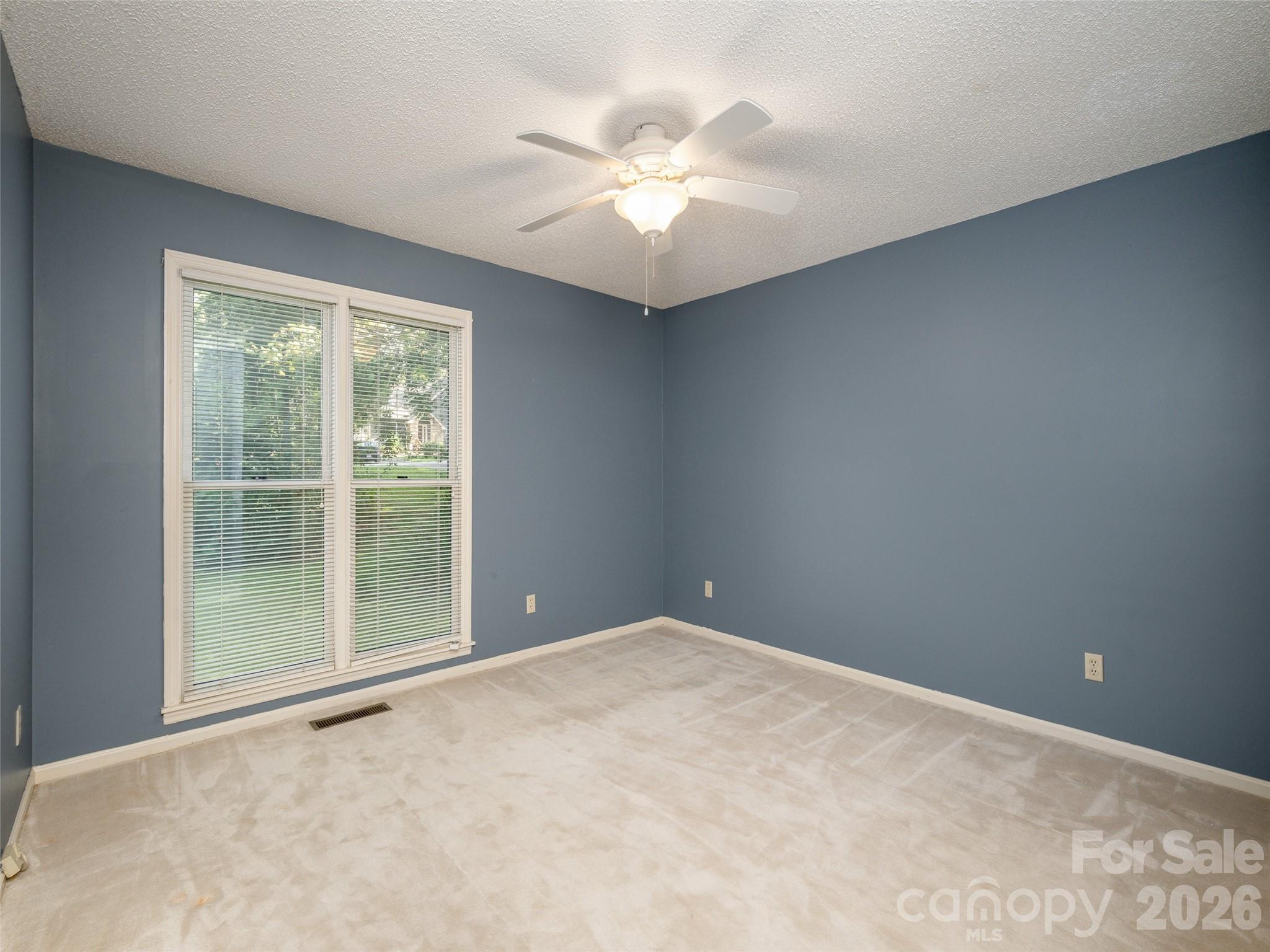 15 Glen Crest Drive — Arden