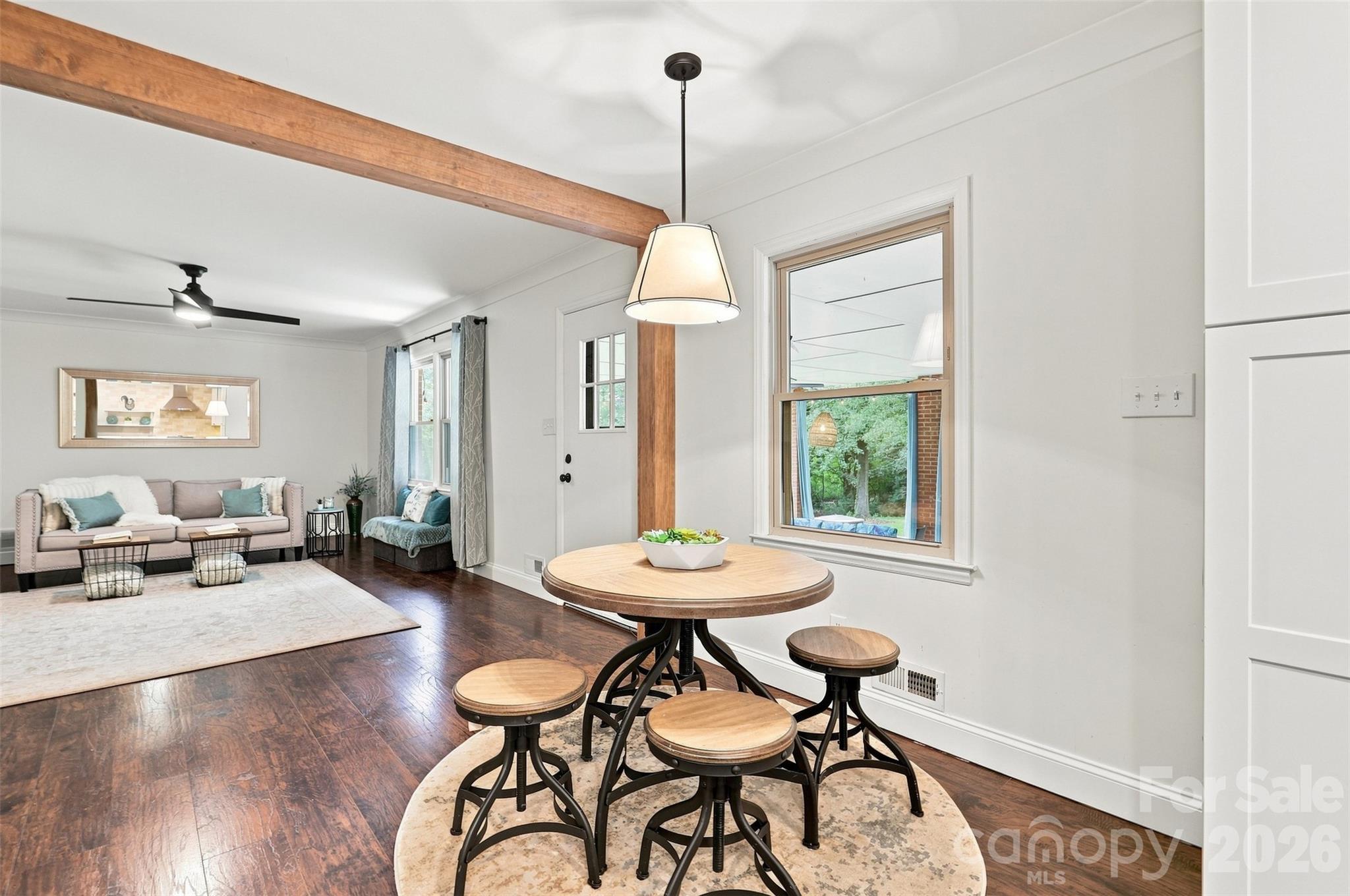 1002 Leewood Drive — Monroe