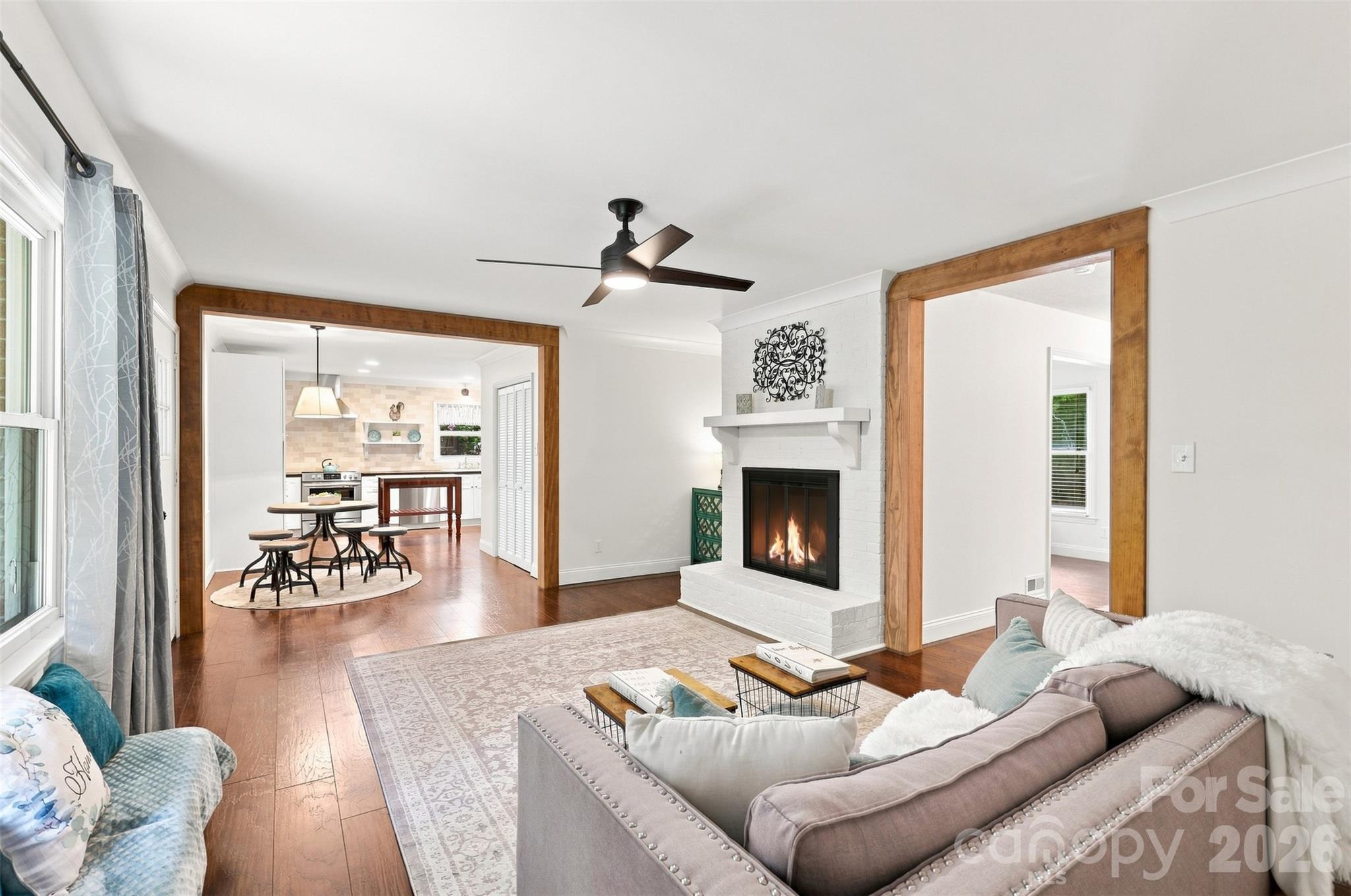 1002 Leewood Drive — Monroe
