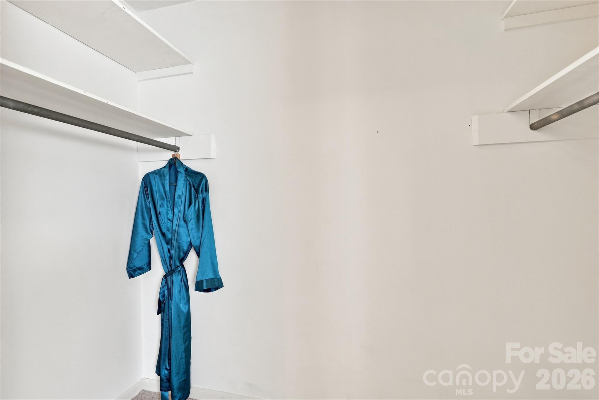 1002 Leewood Drive — Monroe