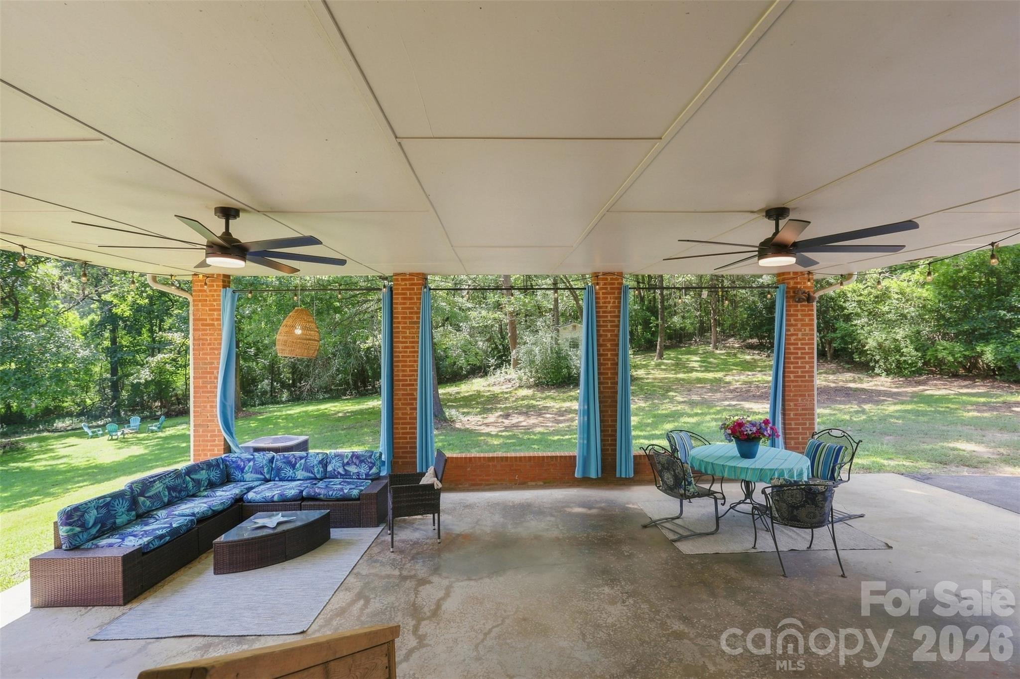 1002 Leewood Drive — Monroe