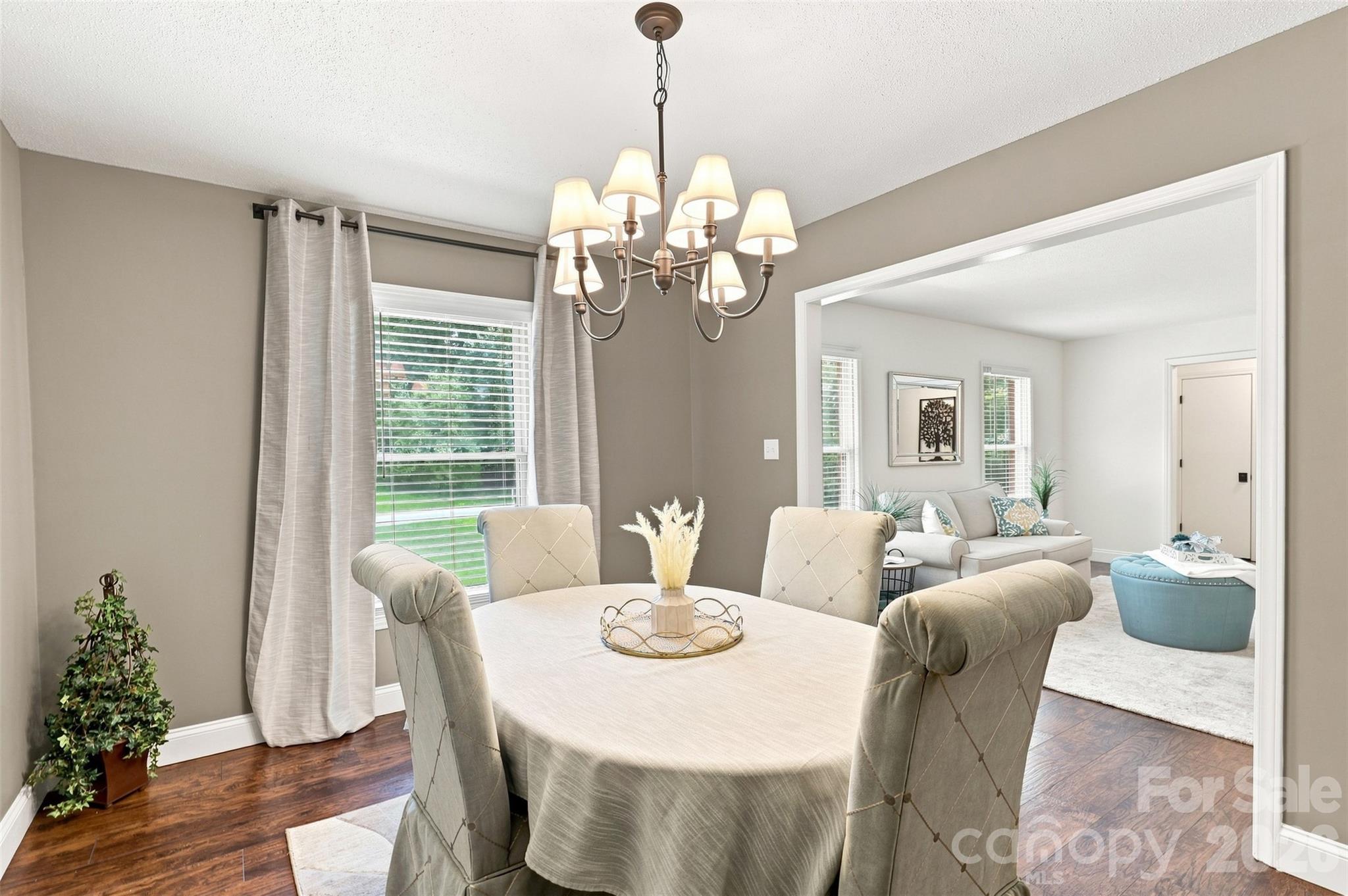 1002 Leewood Drive — Monroe