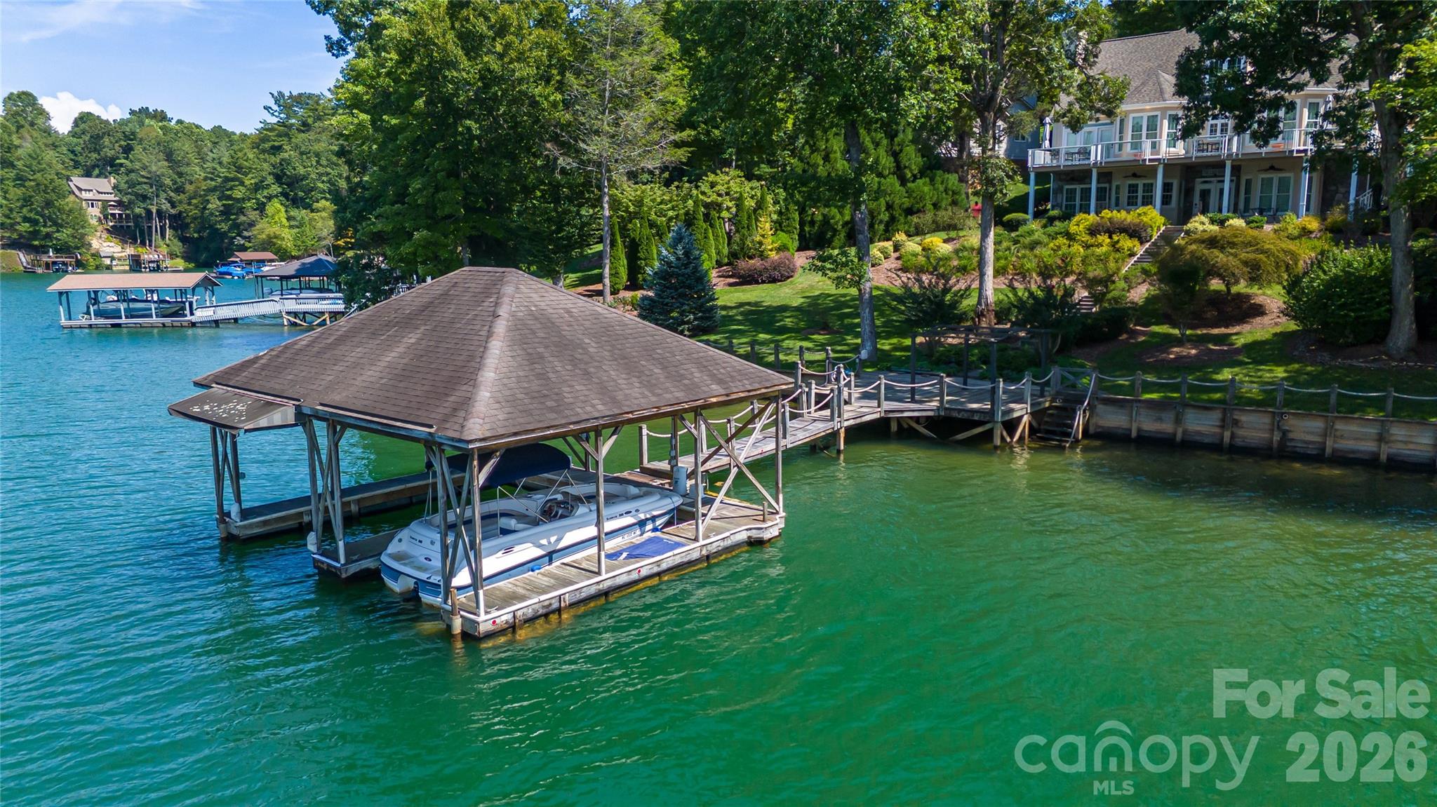 1563 Calls Lodge Court — Morganton