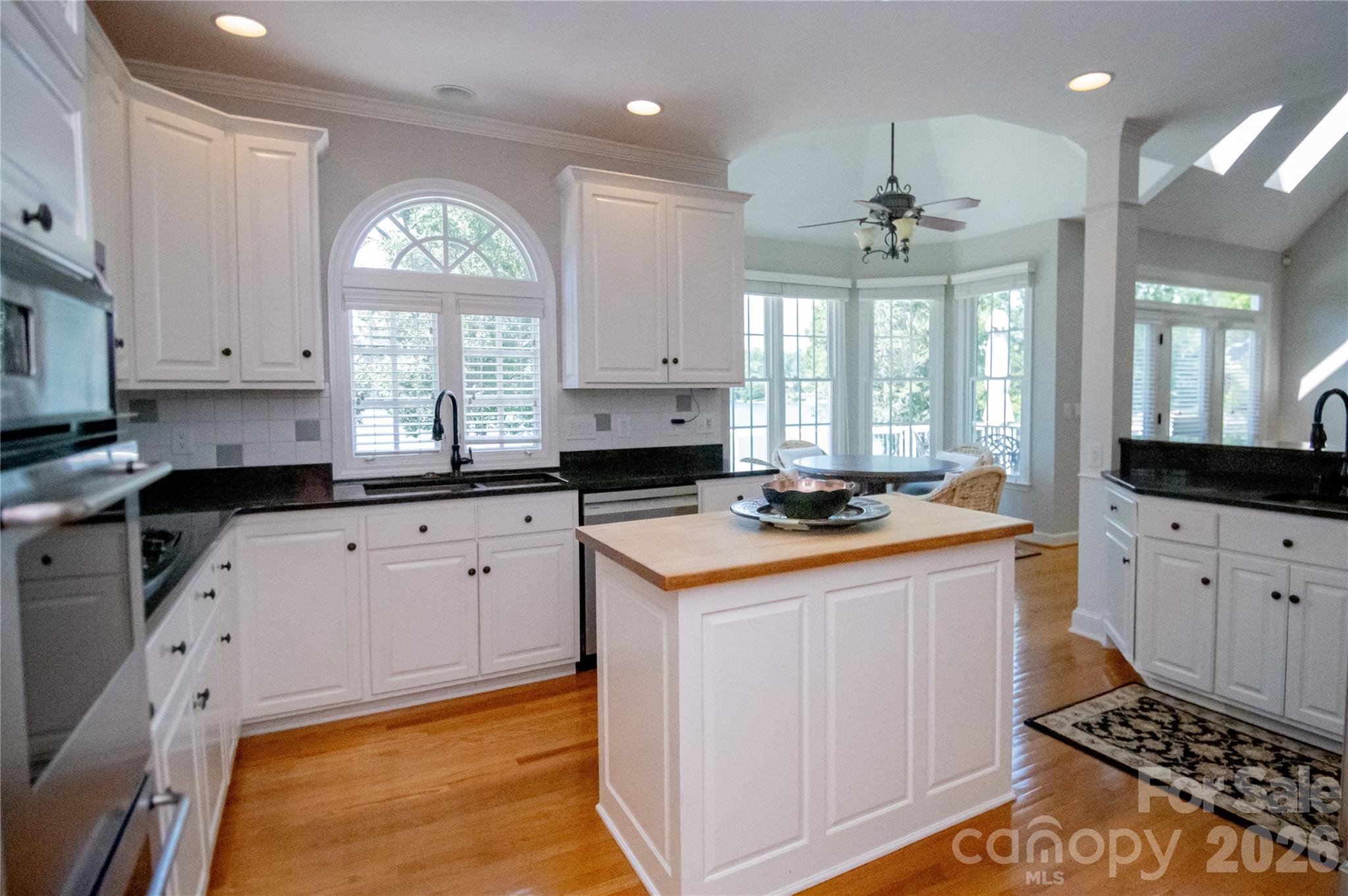 1563 Calls Lodge Court — Morganton