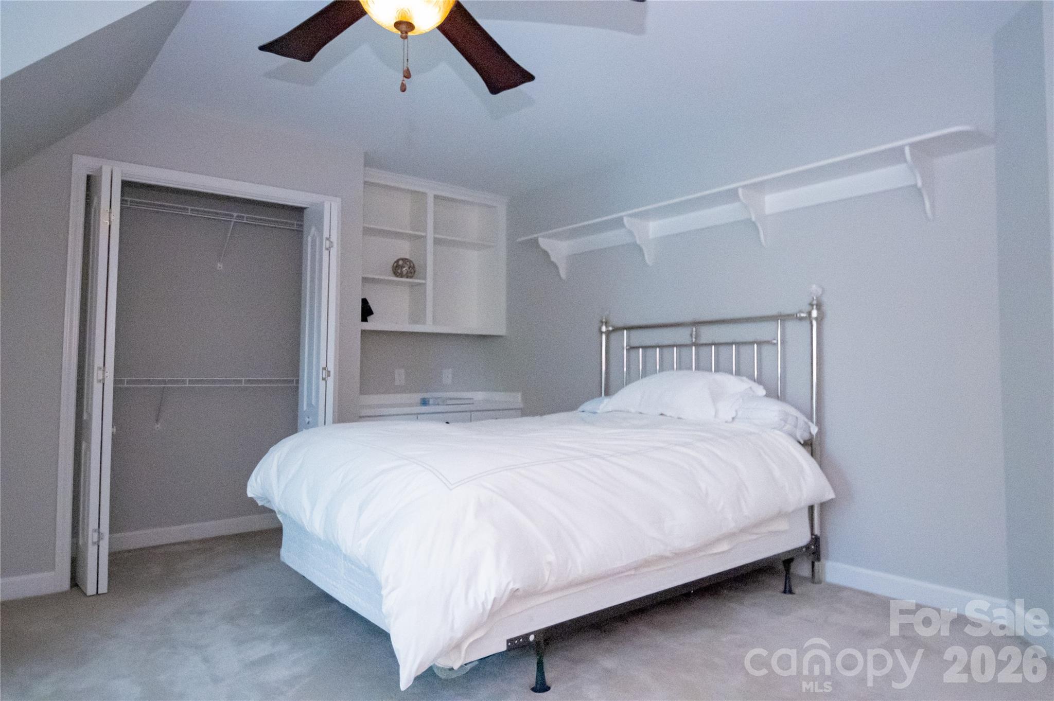 1563 Calls Lodge Court — Morganton