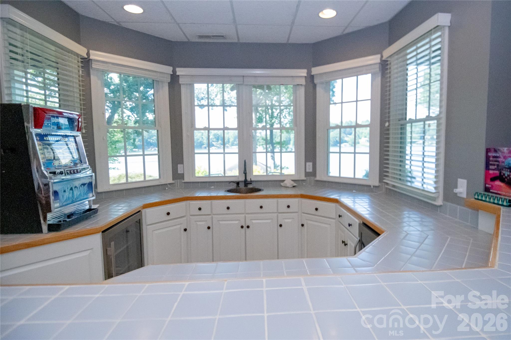 1563 Calls Lodge Court — Morganton
