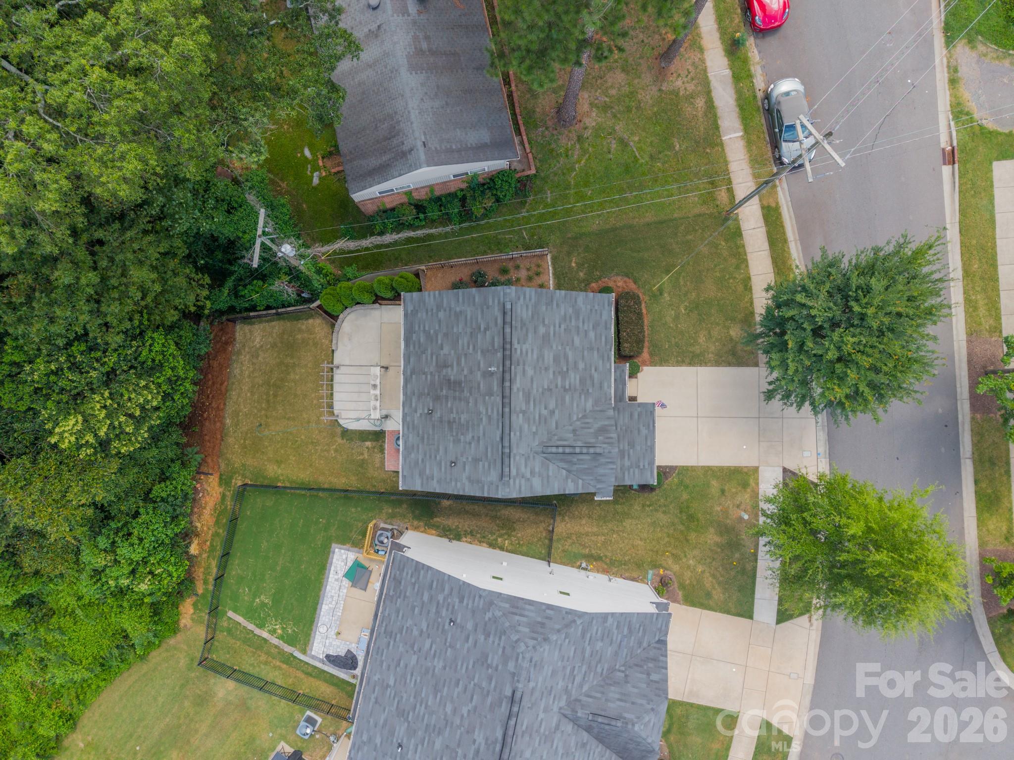 1829 Evergreen Drive — Charlotte