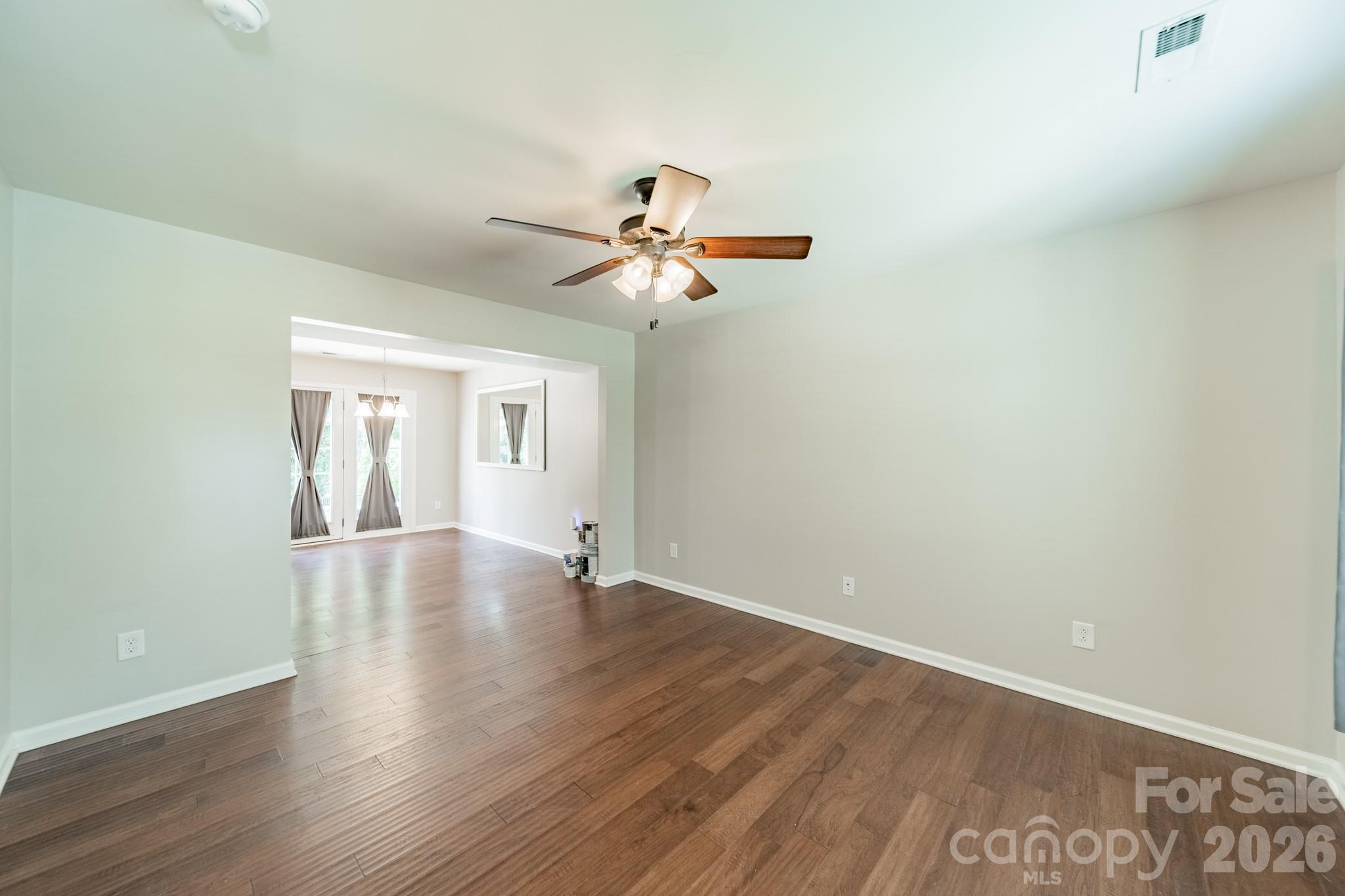 1829 Evergreen Drive — Charlotte