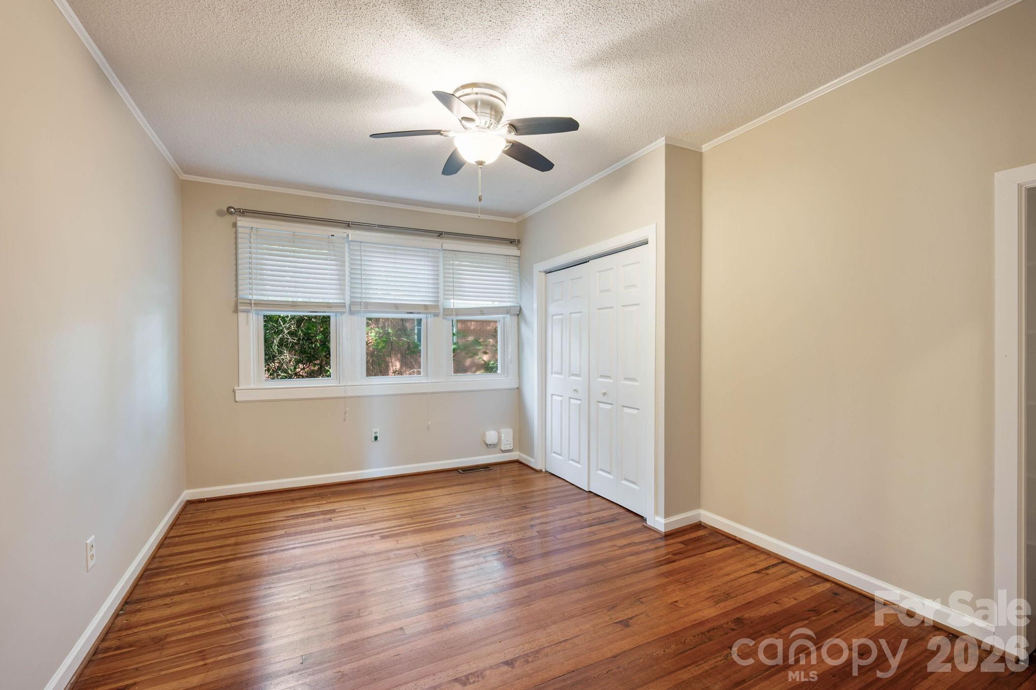 441 8th Avenue Drive NW — Hickory